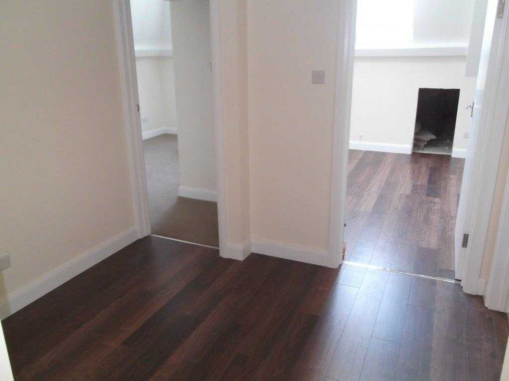 The Broadway - Picture 3