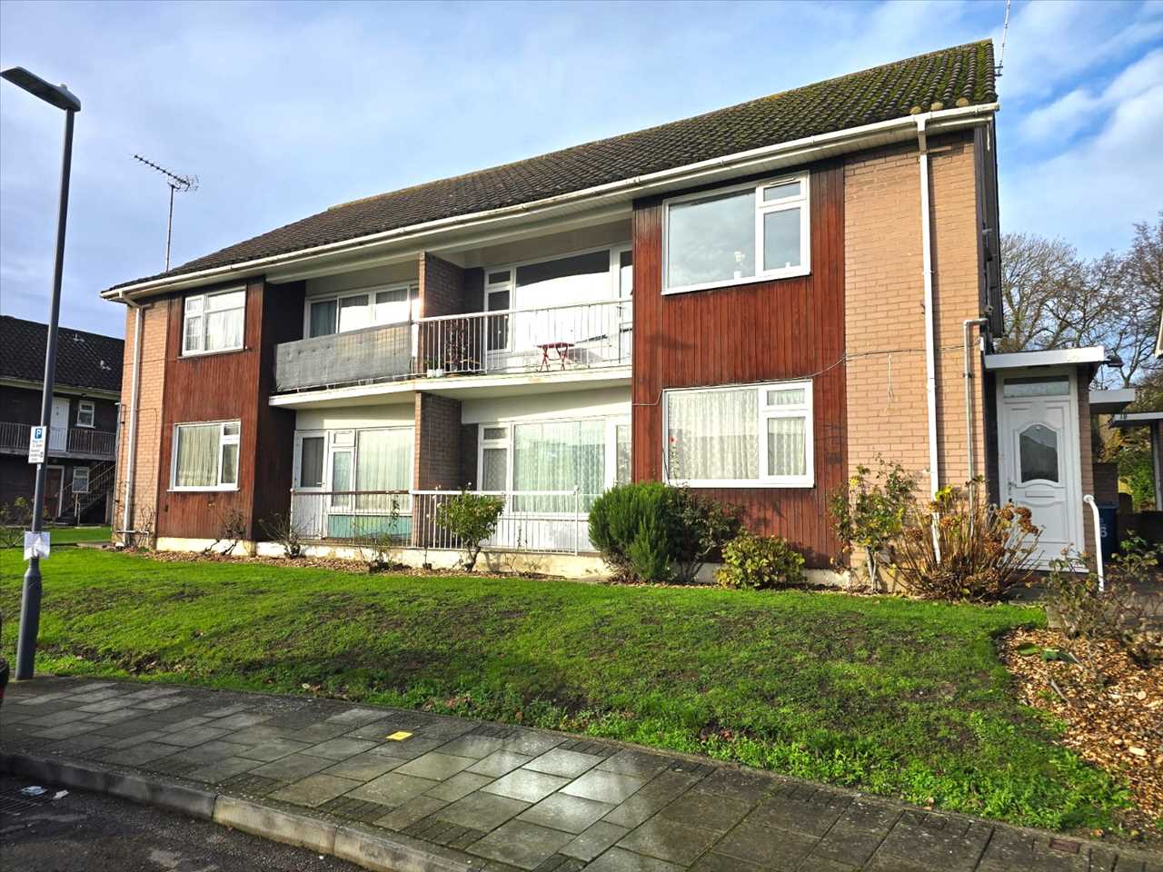 Dene Court, Dene Gardens