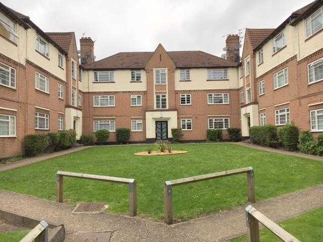 High View Court, College Road - Picture 1
