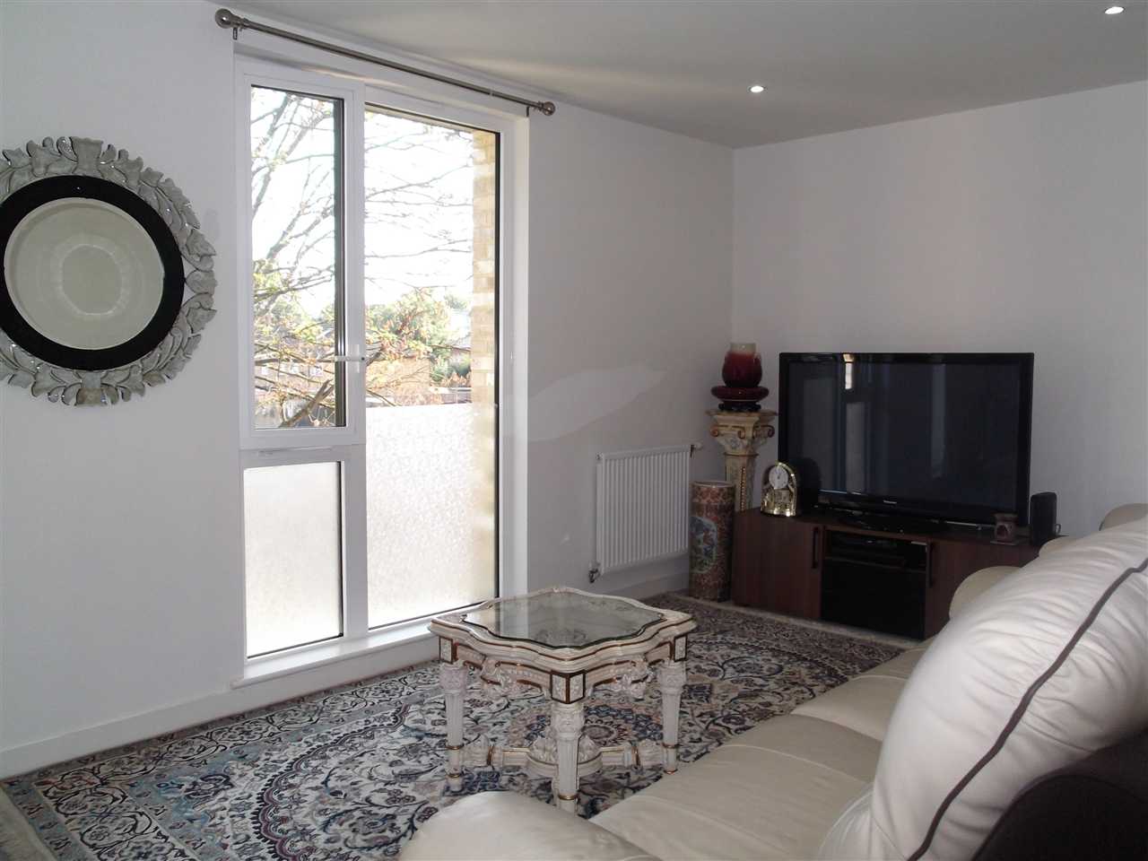 Camborne Road - Picture 4