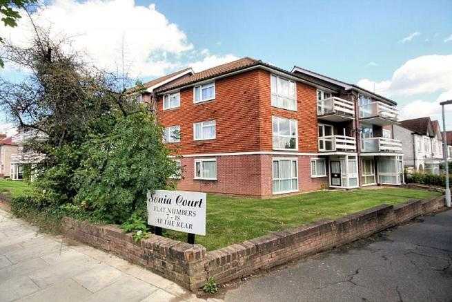 Sonia Court, Whitchurch Lane - Picture 1