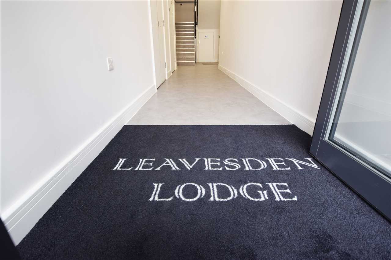 Leavesden Lodge - Picture 12