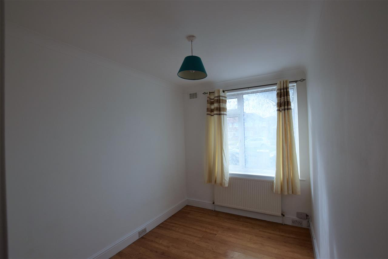 Buckingham Road - Picture 8