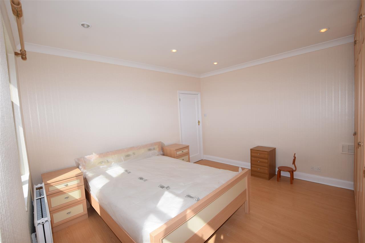 Blackthorne Court - Picture 9