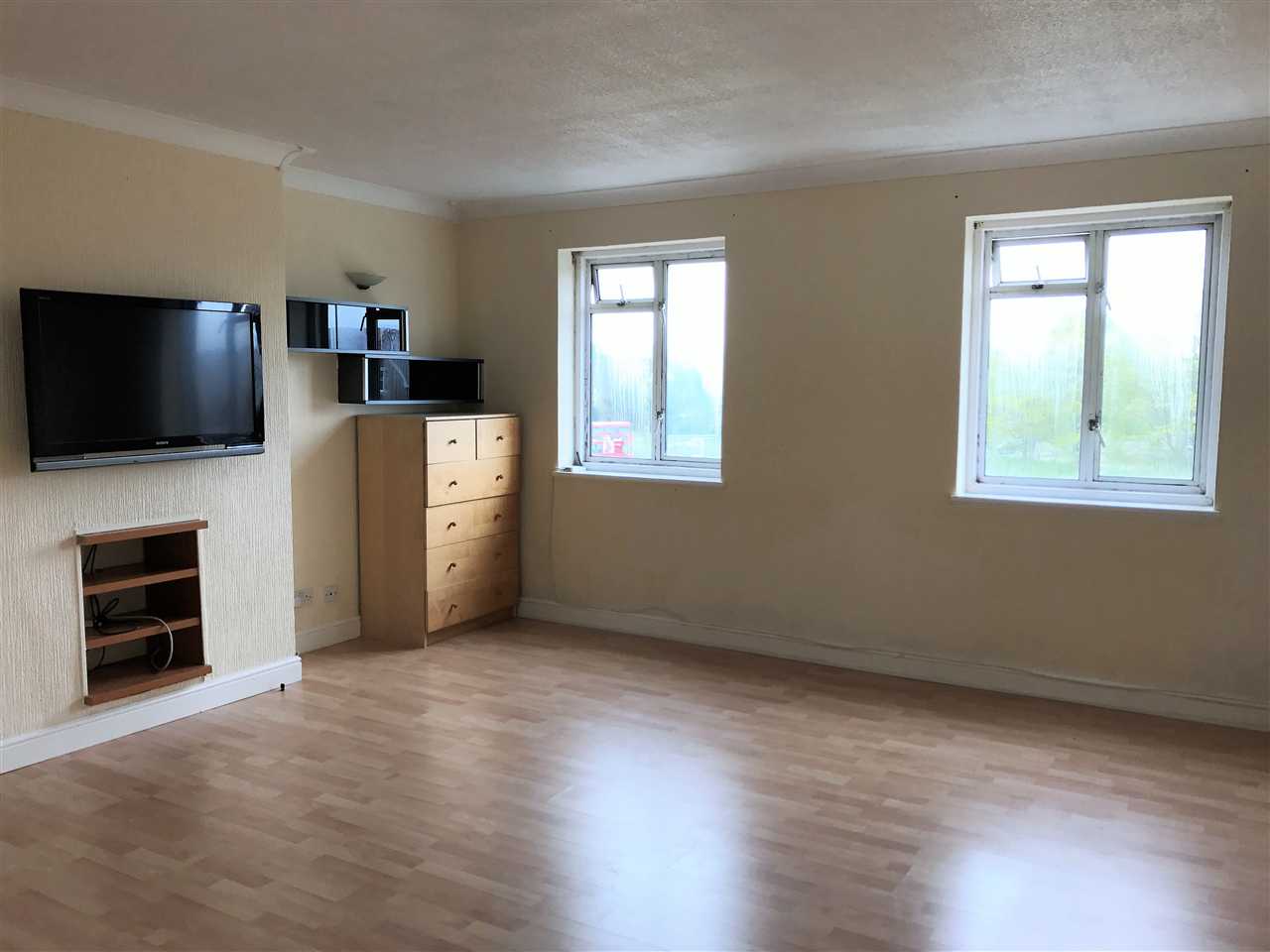 Honeypot Lane - Picture 2