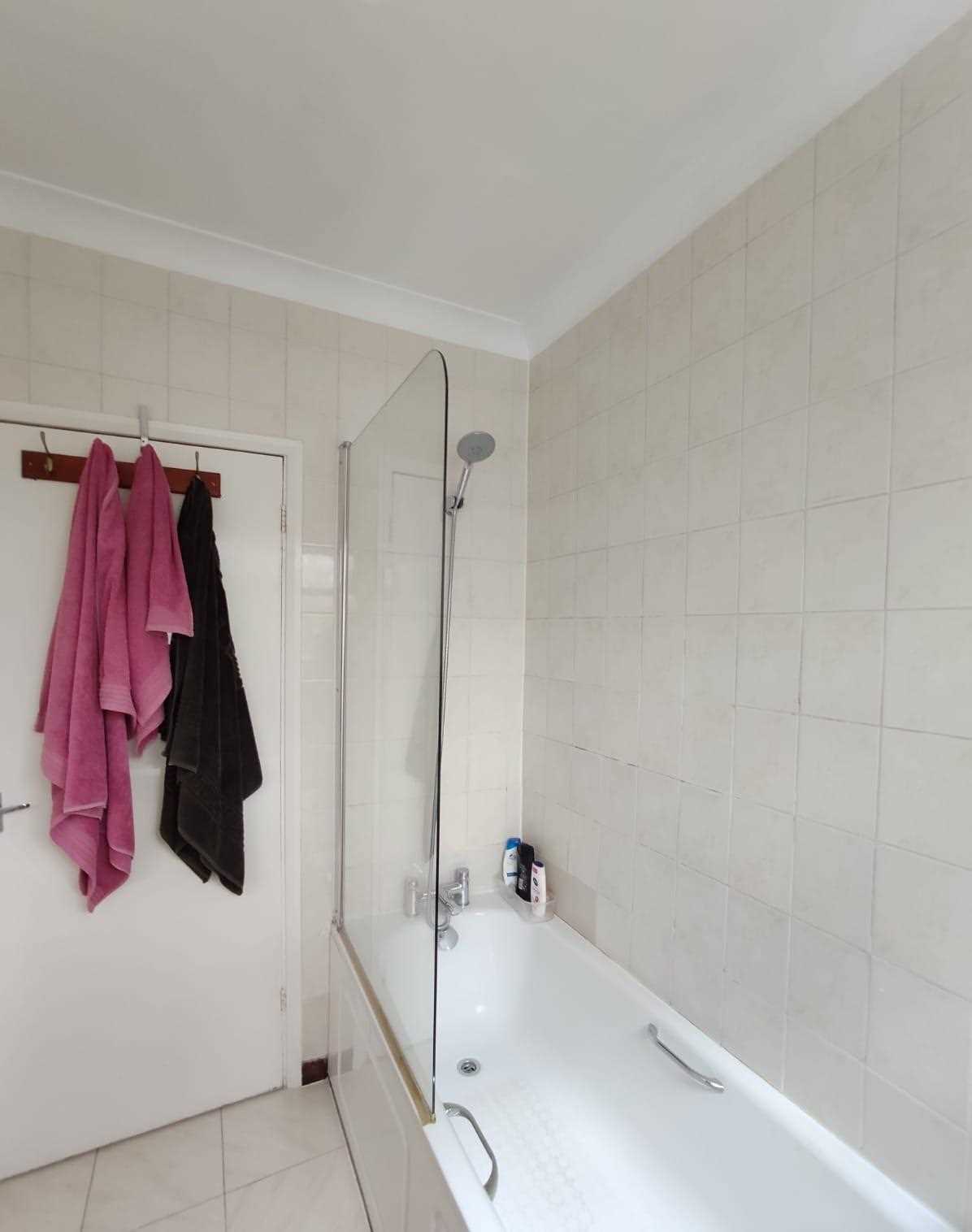 Athelstone Road - Picture 12