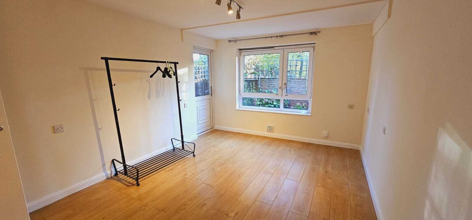 Waleran Close - Picture 3