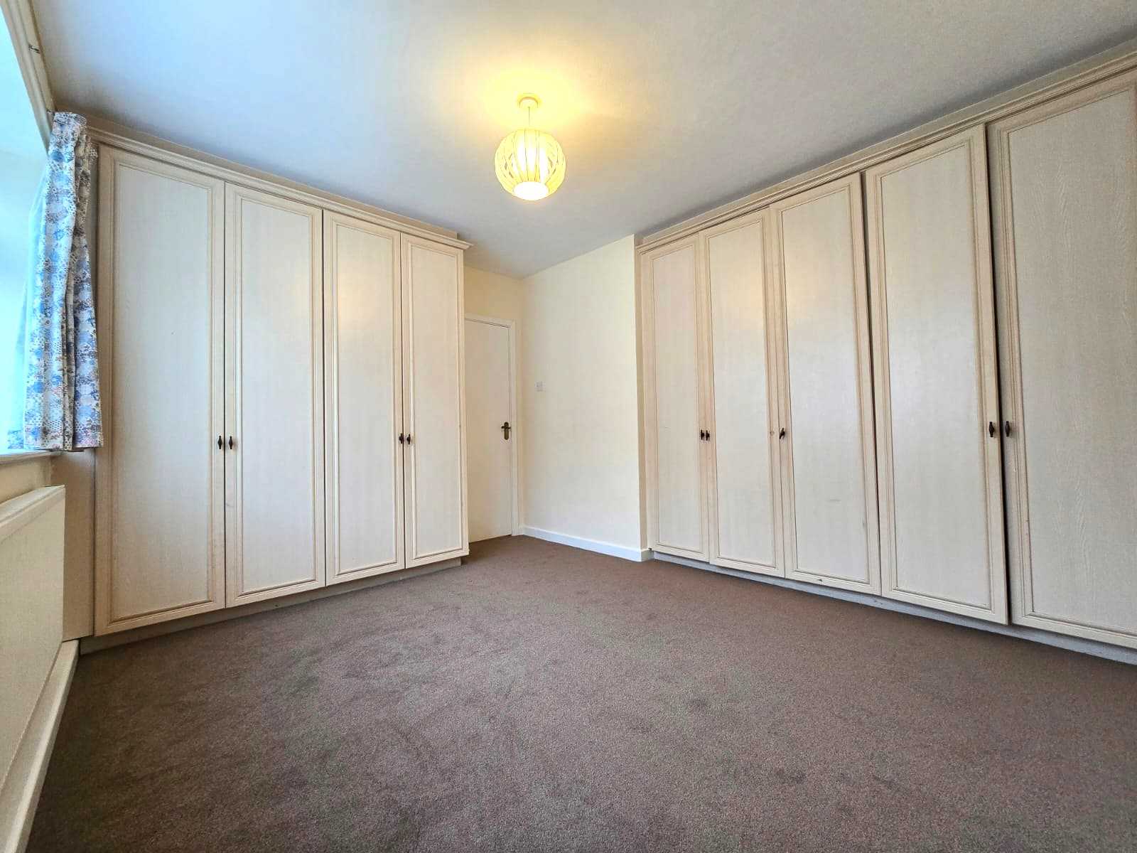 Dene Court, Dene Gardens - Picture 8