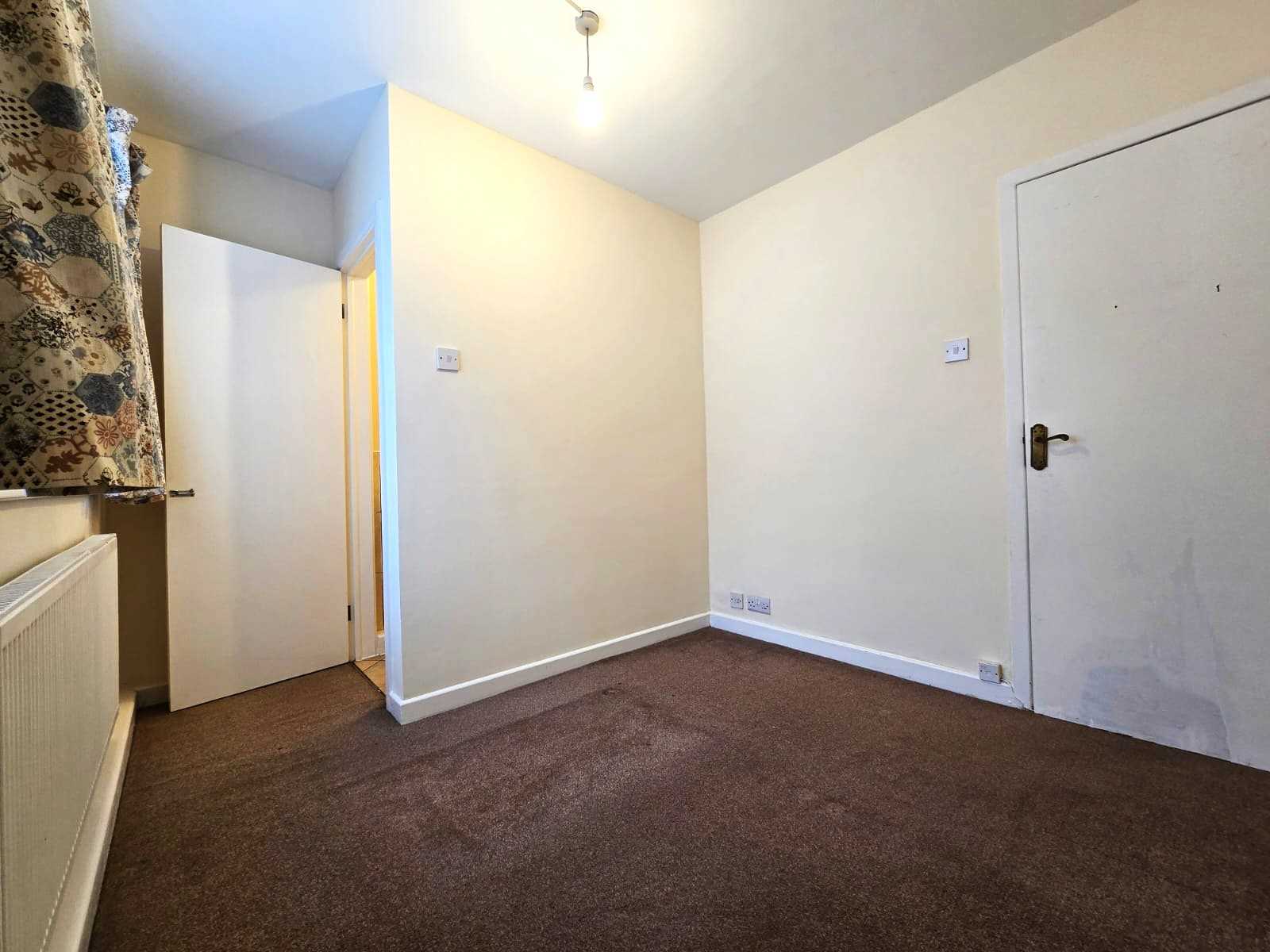 Dene Court, Dene Gardens - Picture 10