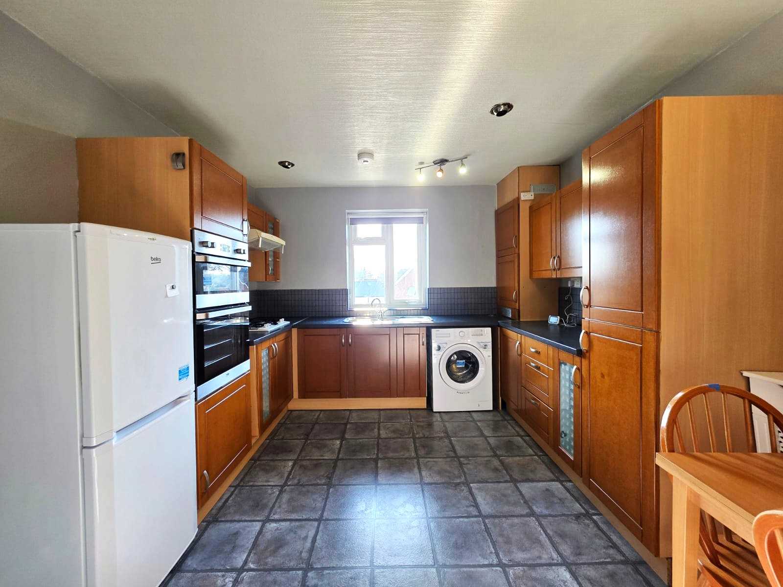 Honeypot Lane - Picture 2