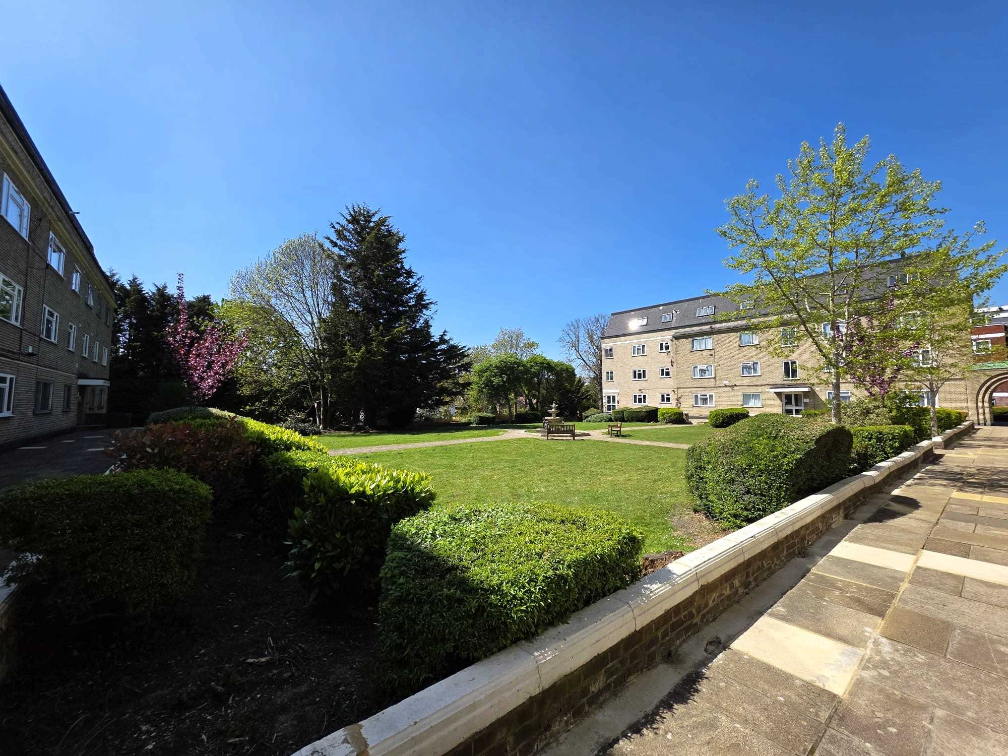 Orchard Court, Stonegrove - Picture 11
