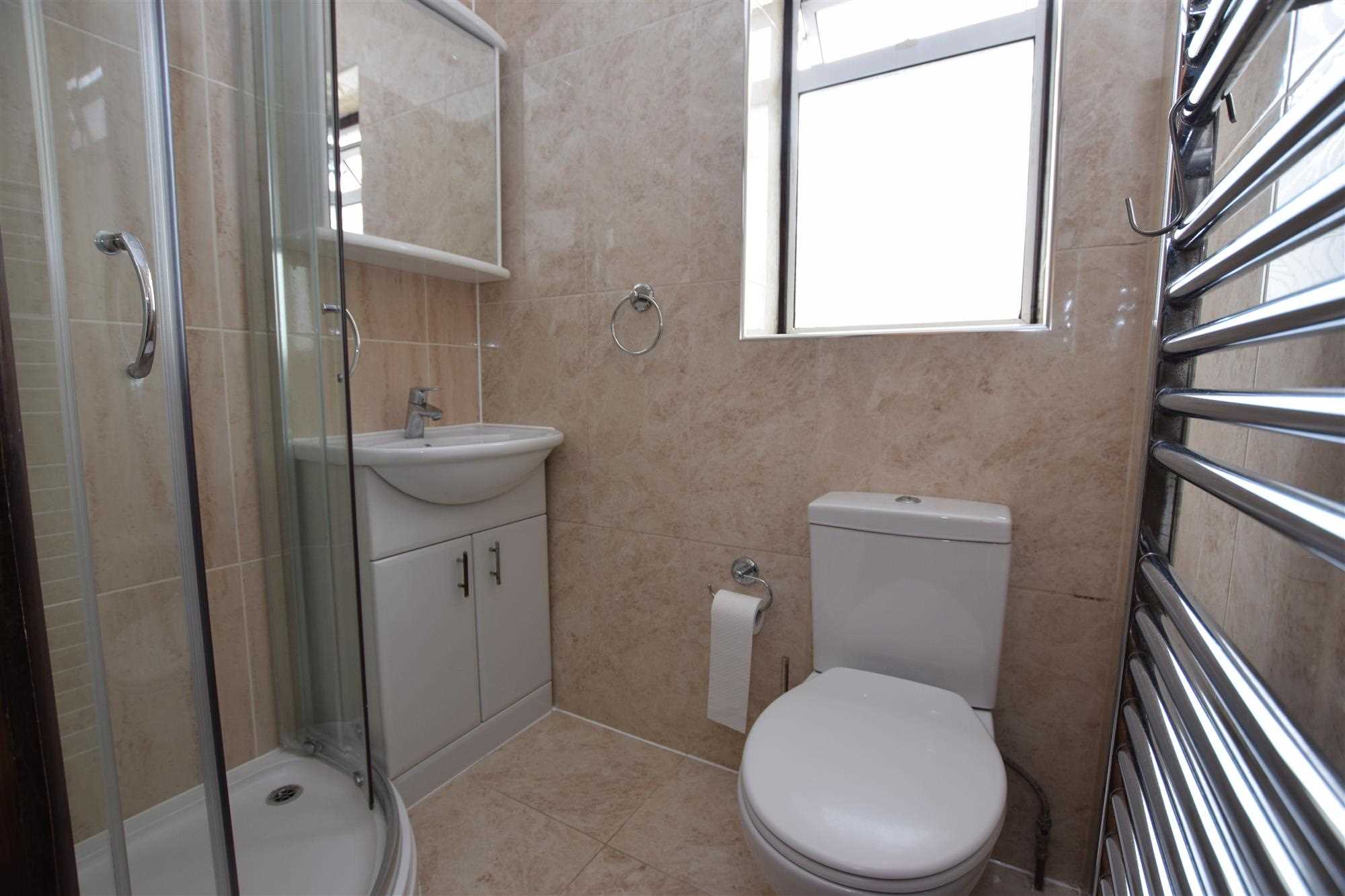 Camplin Road - Picture 8