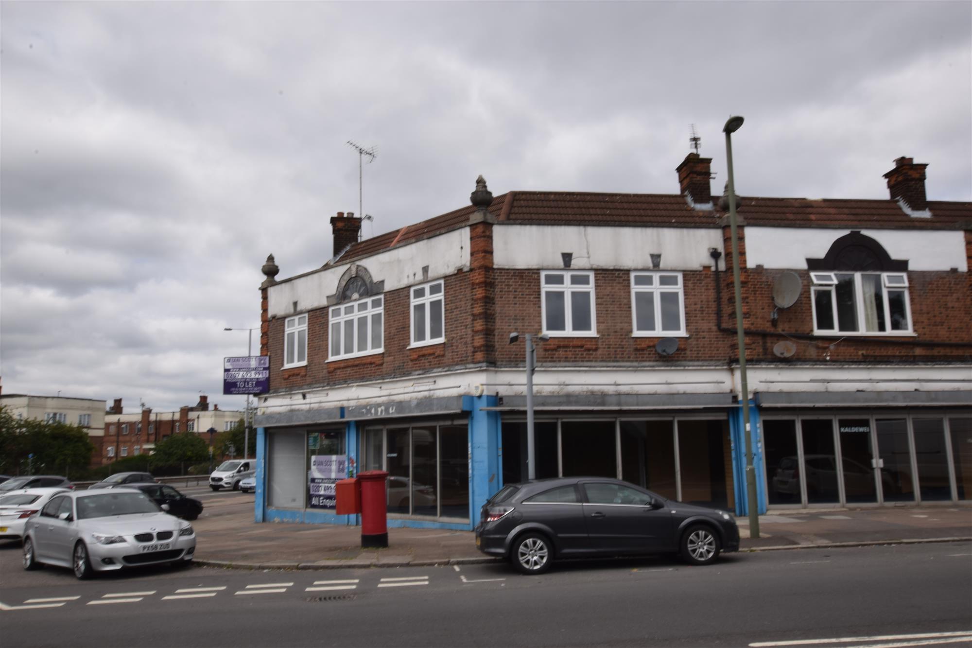 Beverley Drive - Picture 1