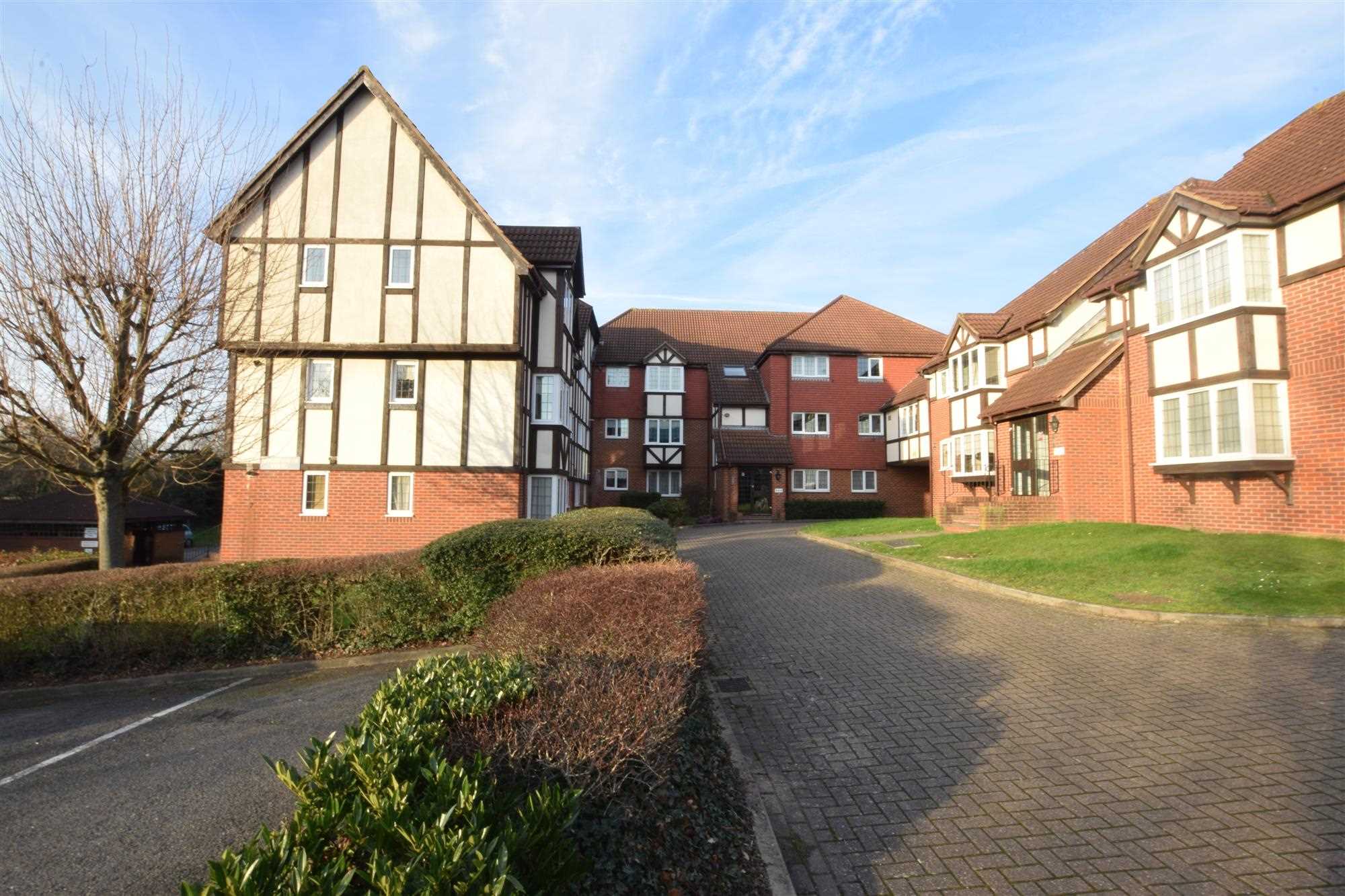 Sandringham Court, Priory Field Drive - Picture 9