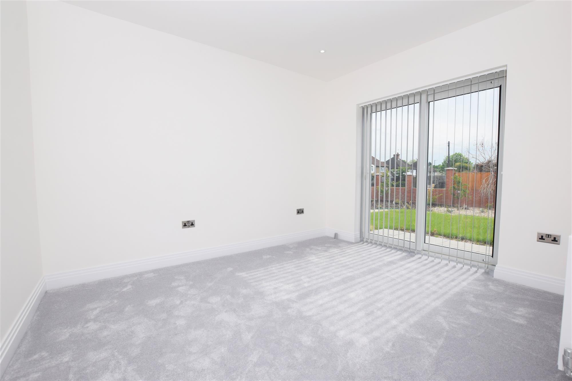Hawfinch House - Picture 1