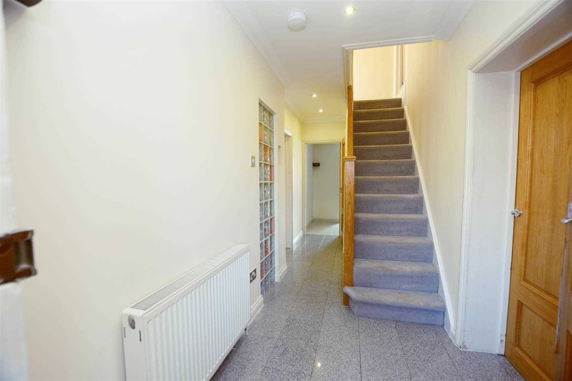 St. Andrews Drive - Picture 2