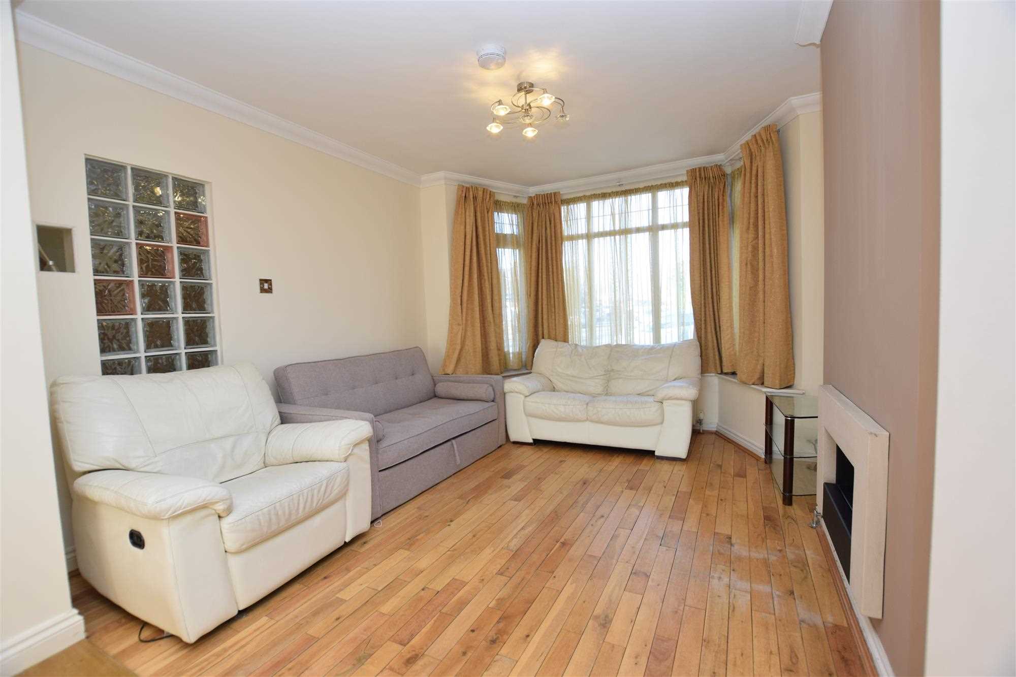 St. Andrews Drive - Picture 3