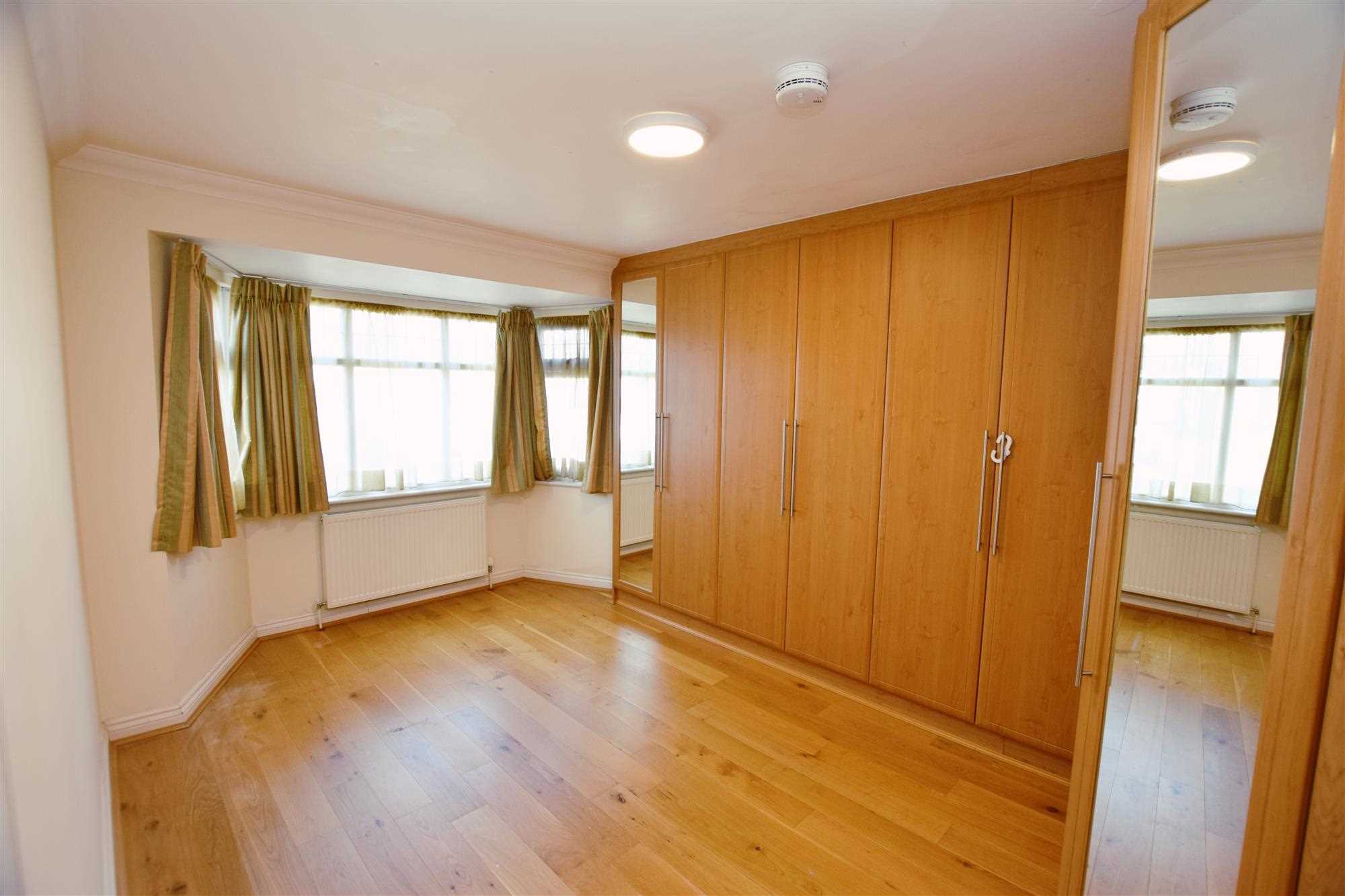 St. Andrews Drive - Picture 11