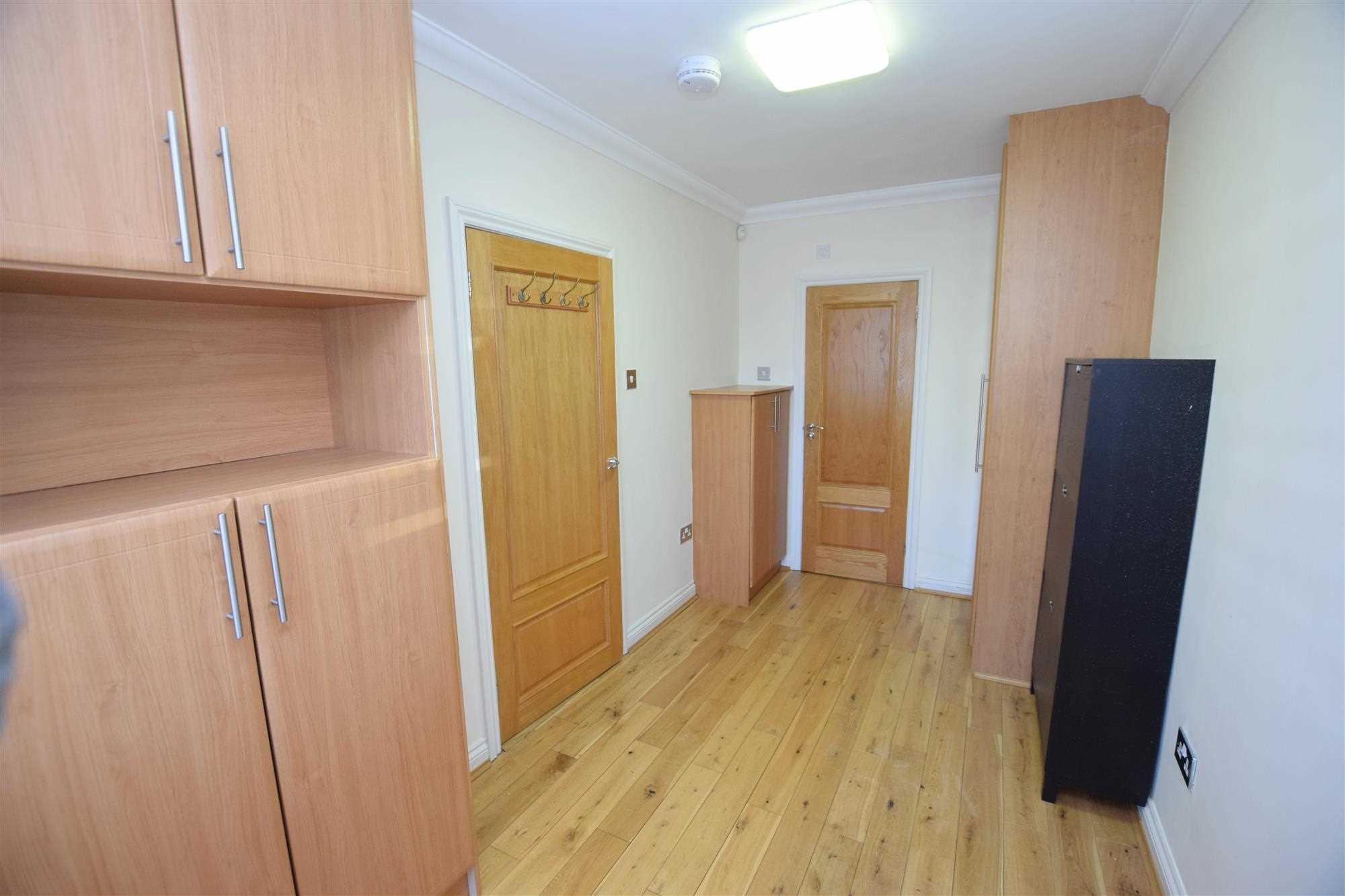 St. Andrews Drive - Picture 18