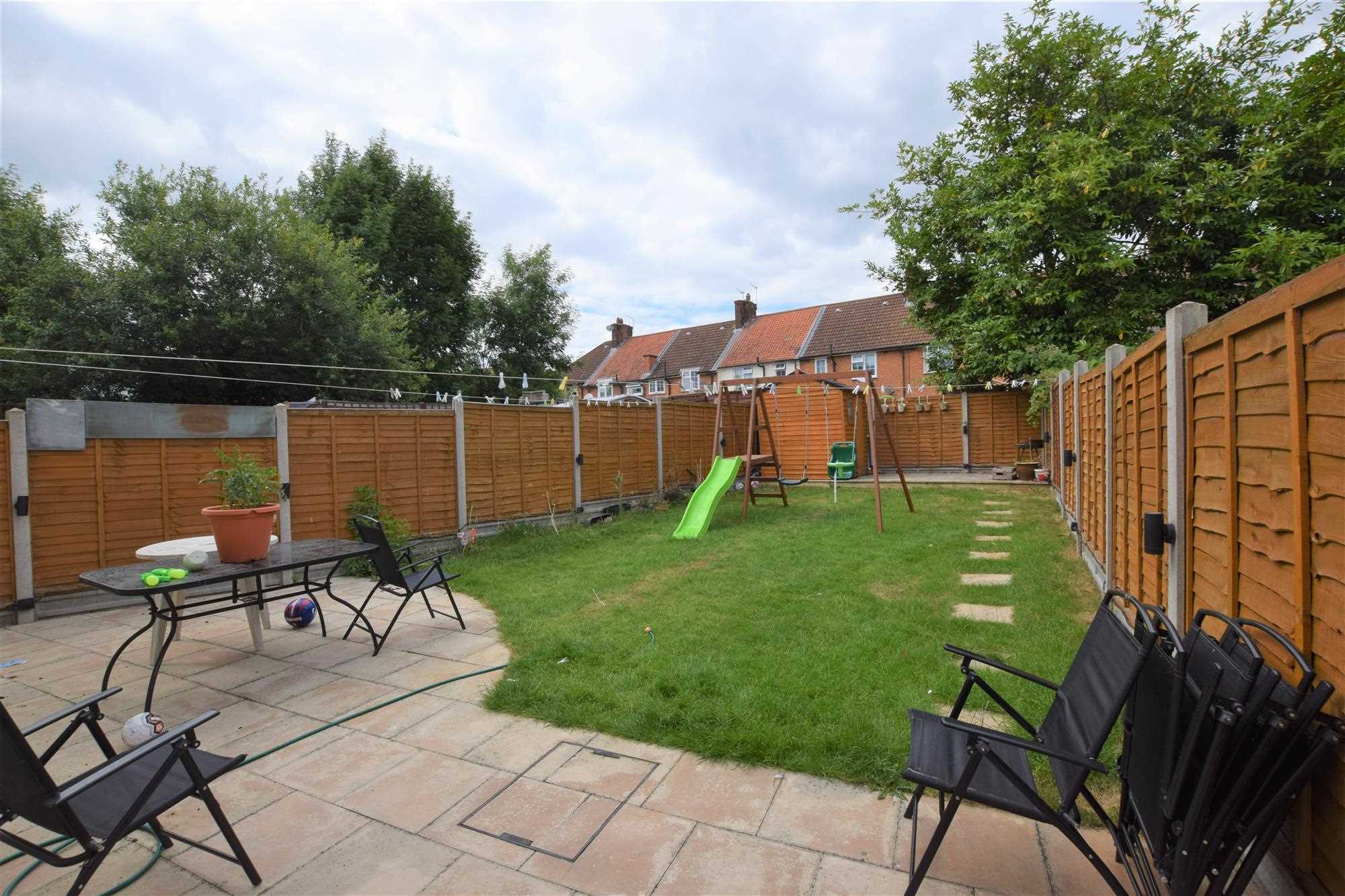 Homefield Road - Picture 7
