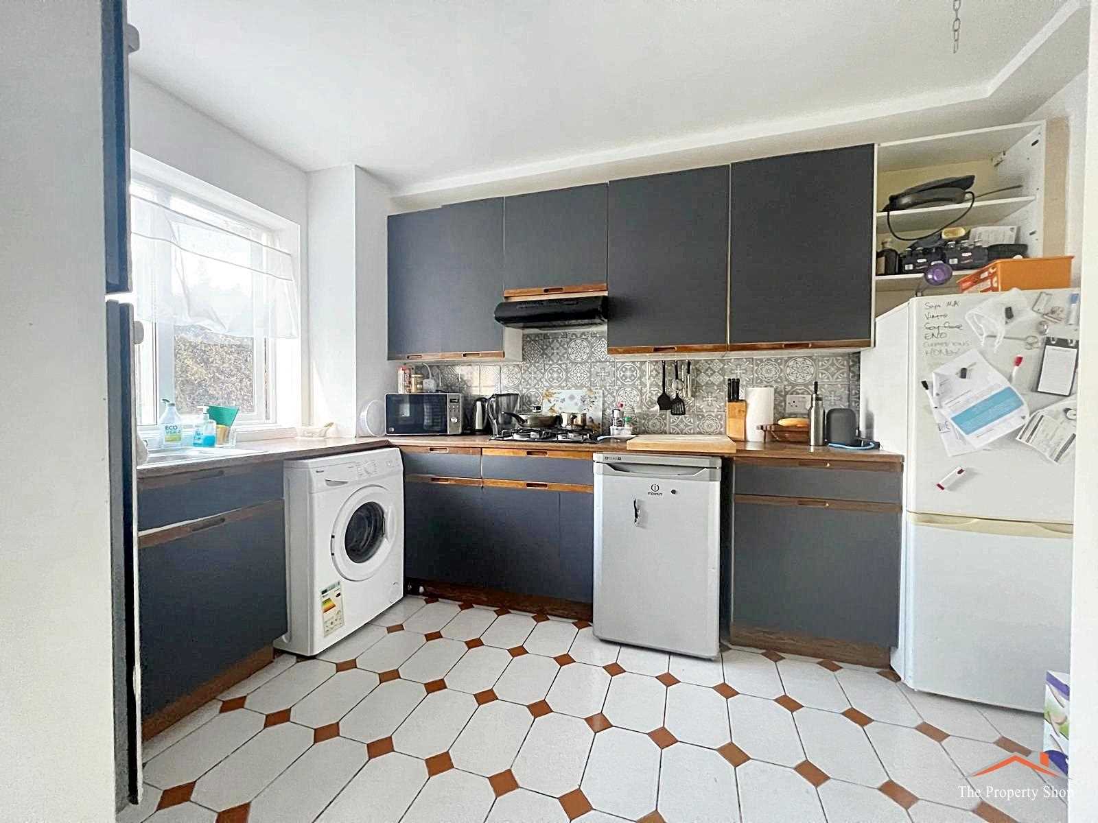 Arundel House - Picture 2