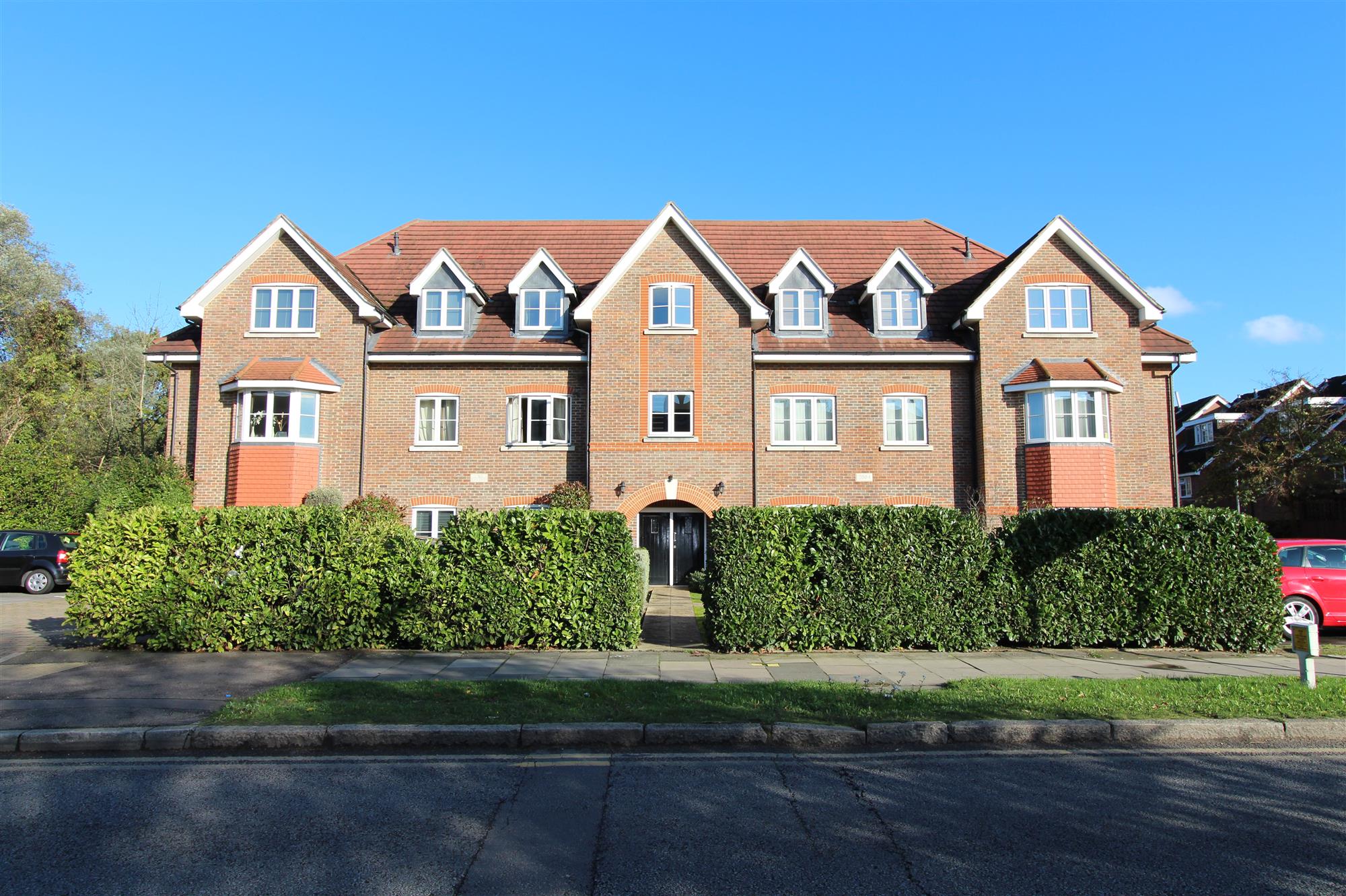 Amber House, Honeypot Lane, - Picture 1