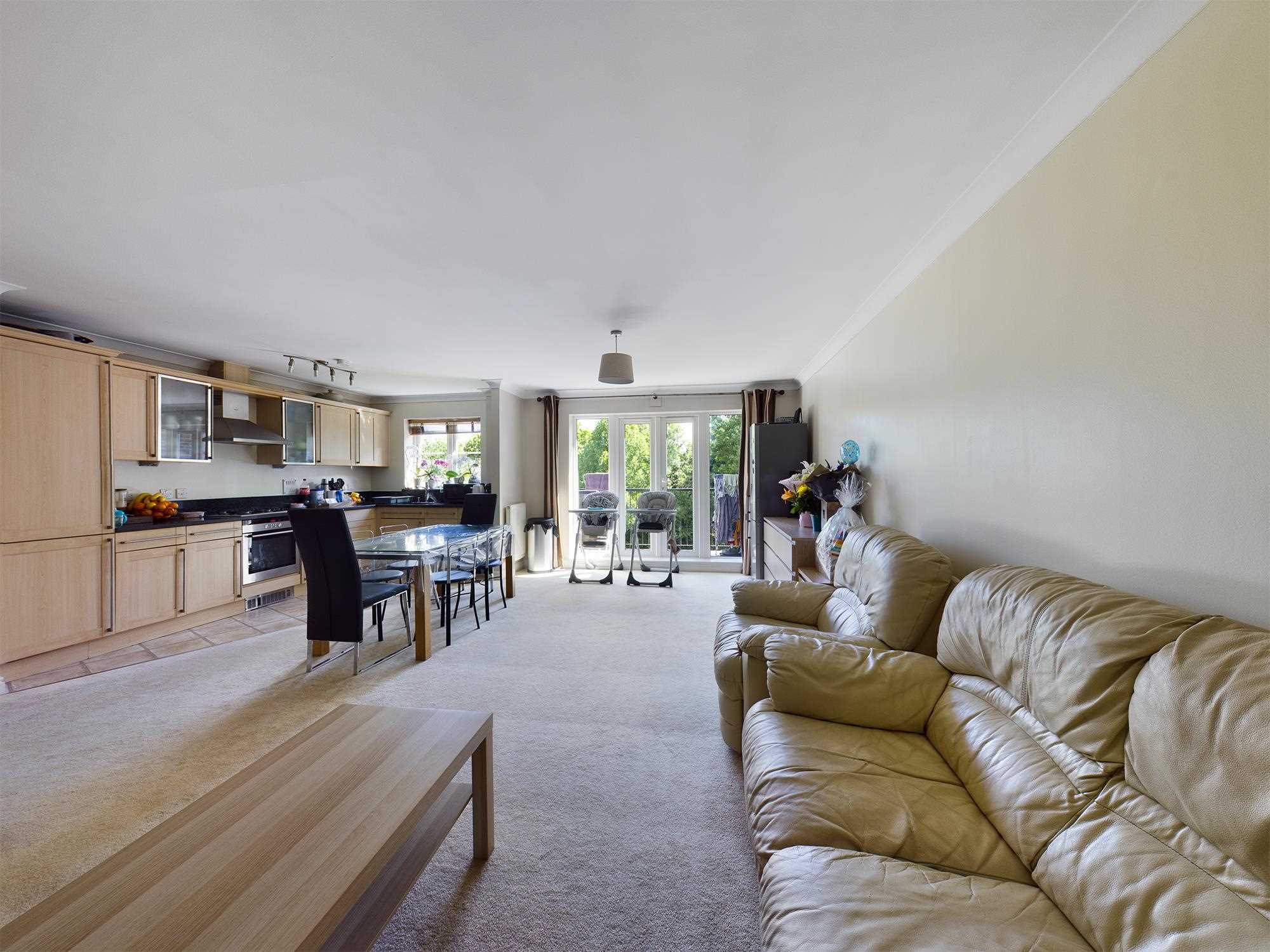 Amber House, Honeypot Lane, - Picture 4