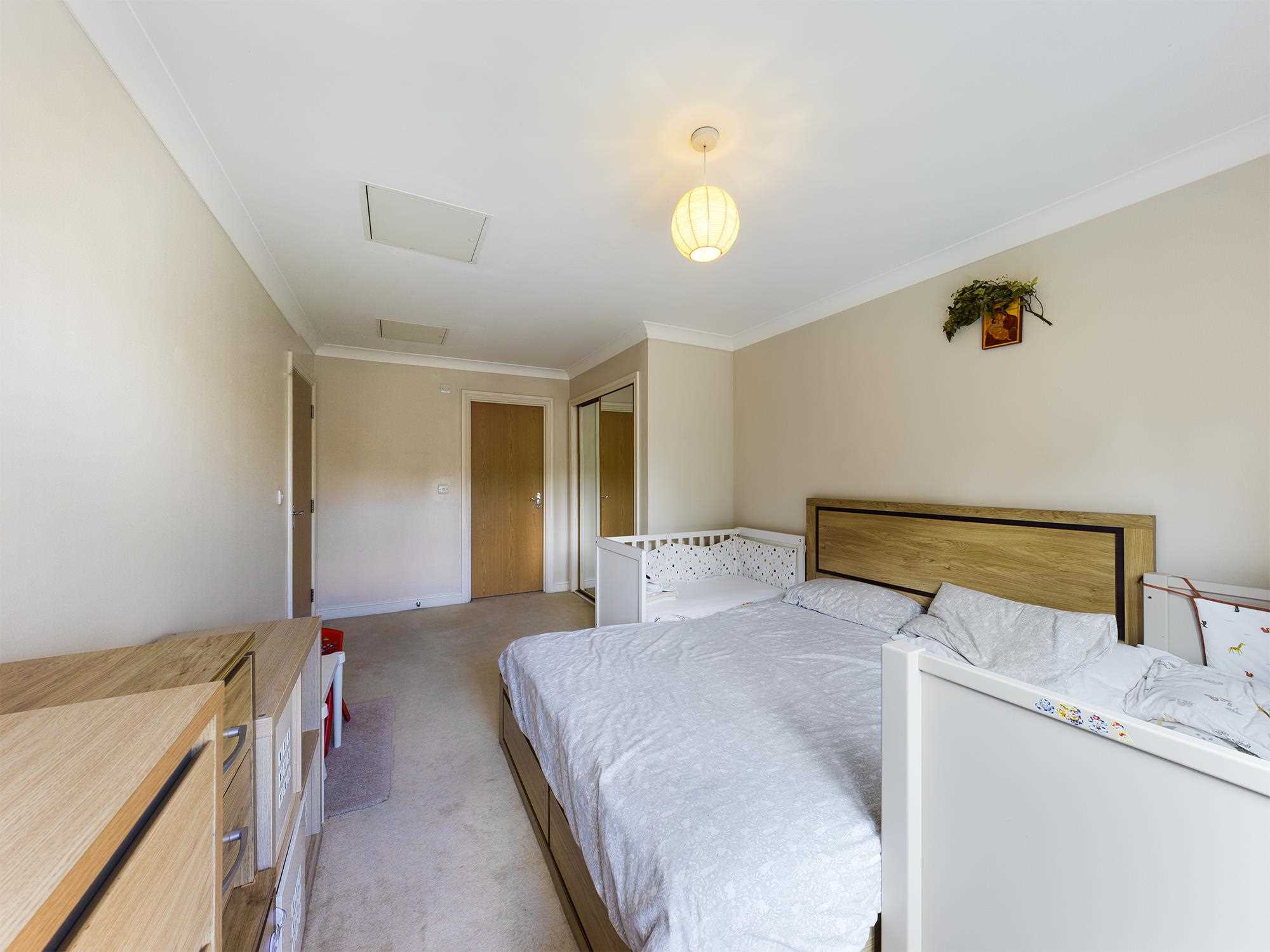 Amber House, Honeypot Lane, - Picture 7