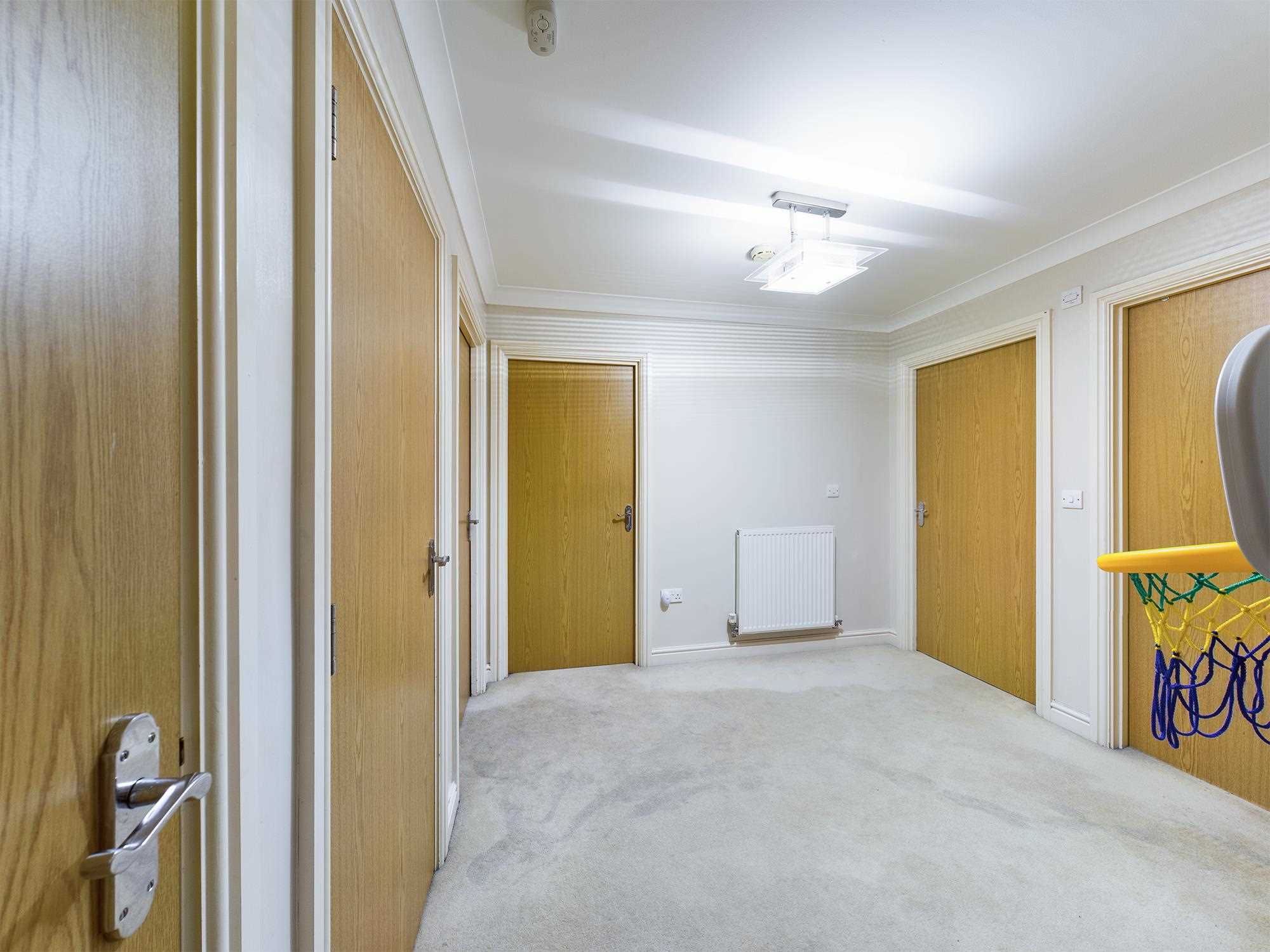 Amber House, Honeypot Lane, - Picture 8