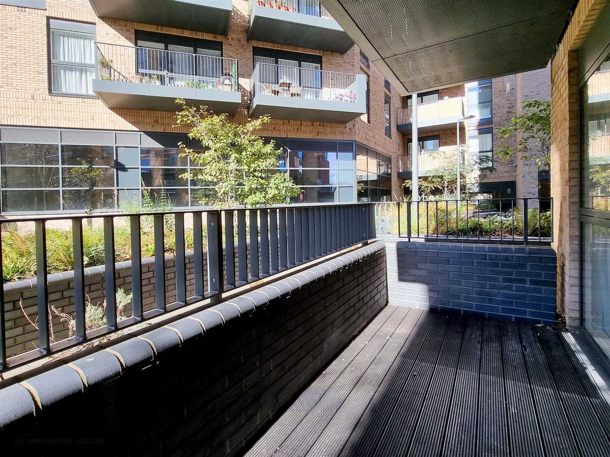 Curtis Court - Picture 11