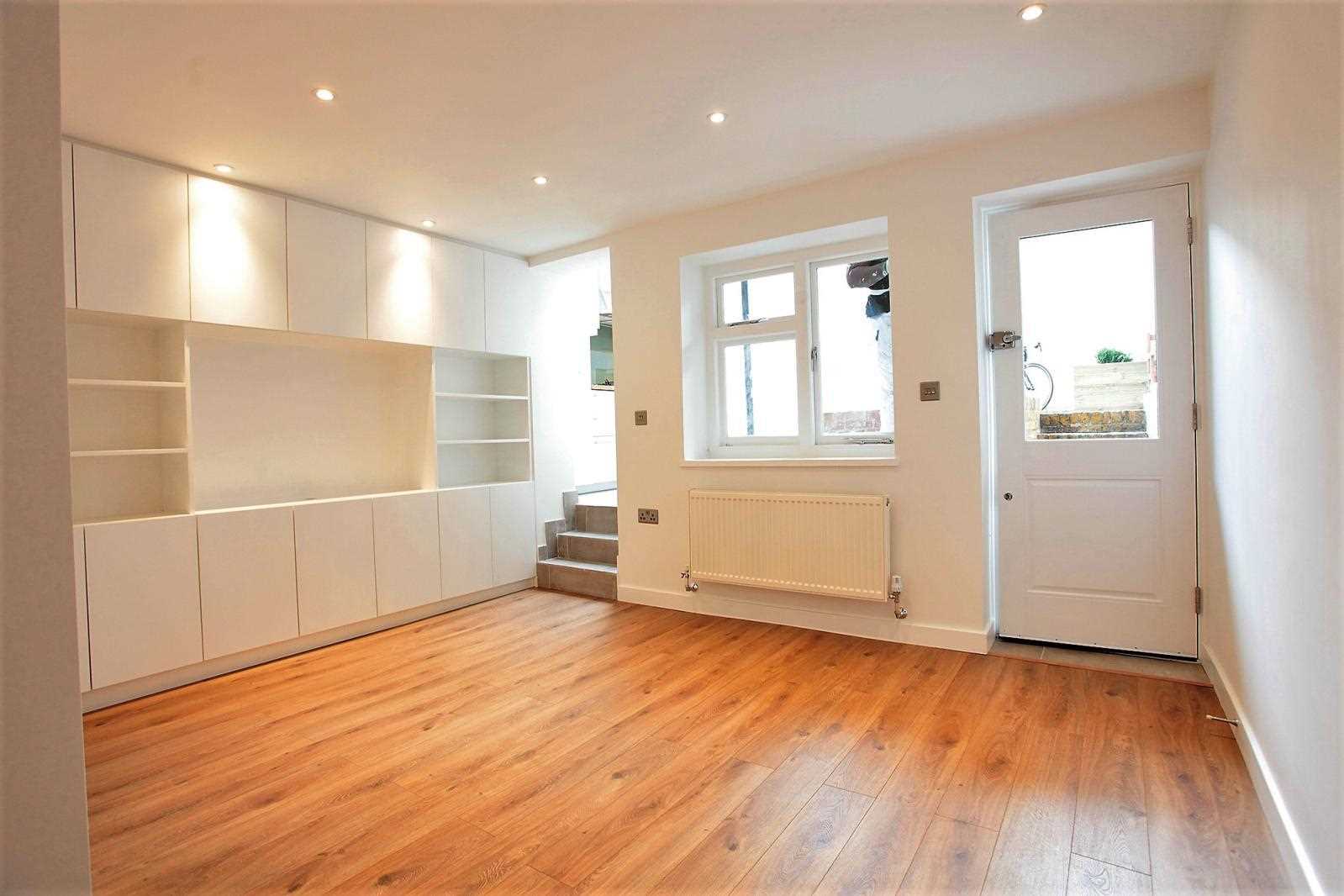 Clapham Park Road - Picture 1