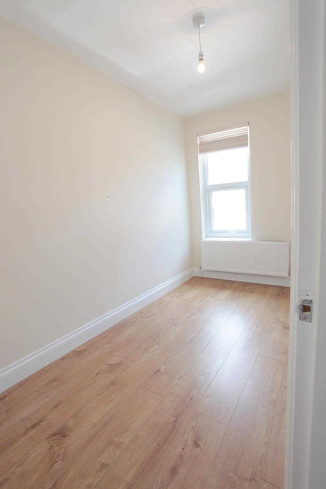 Gilbey Road - Picture 4