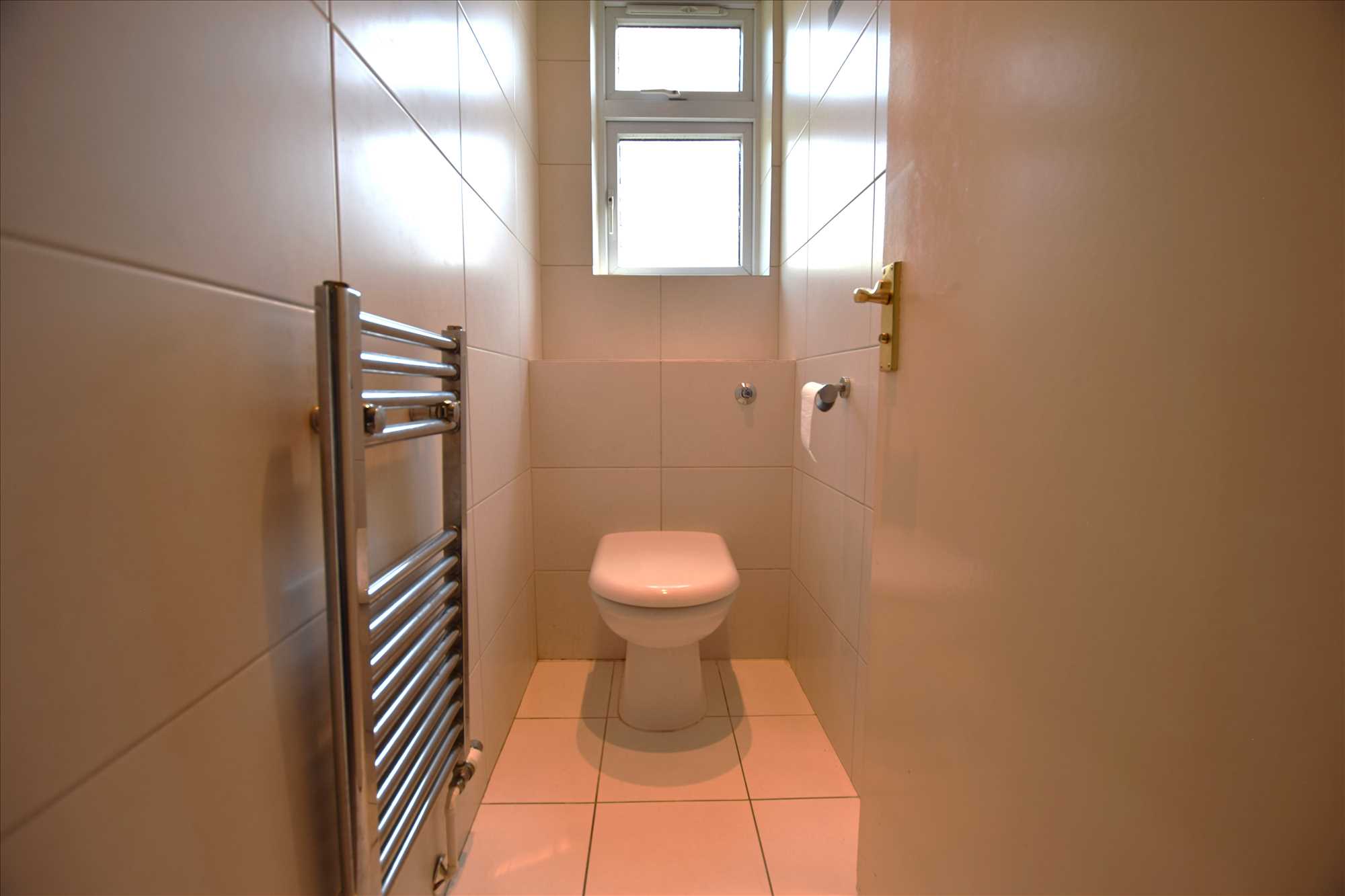 Kent House, Stratton Close, Edgware - Picture 11