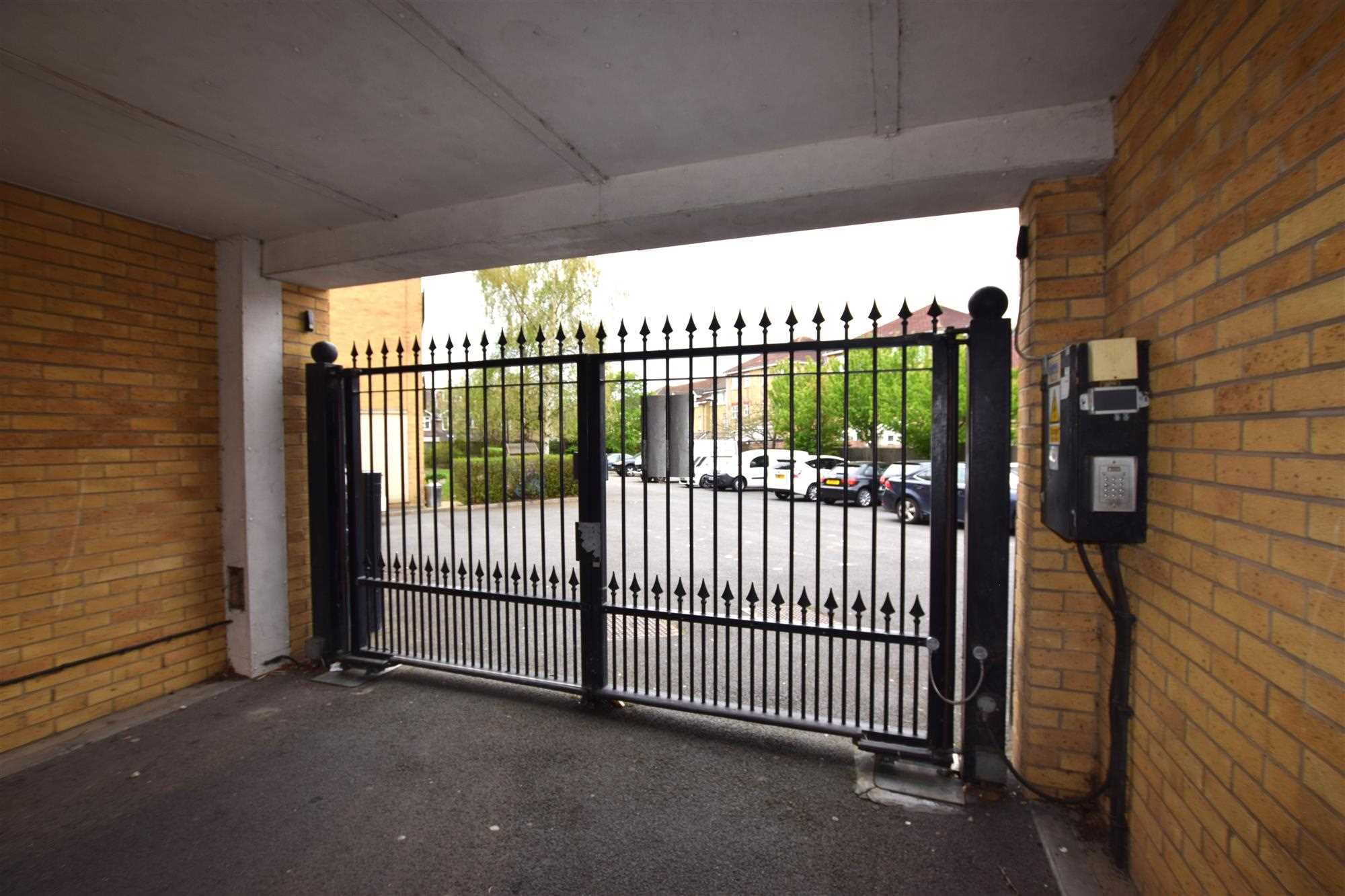 Scott Road - Picture 9