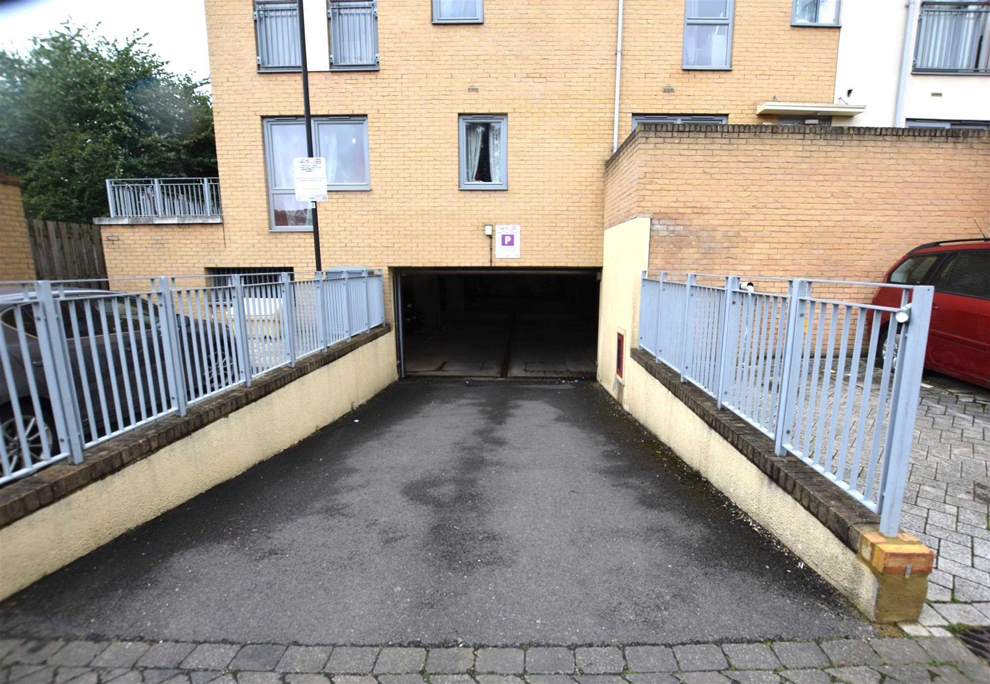 Domus Court - Picture 8
