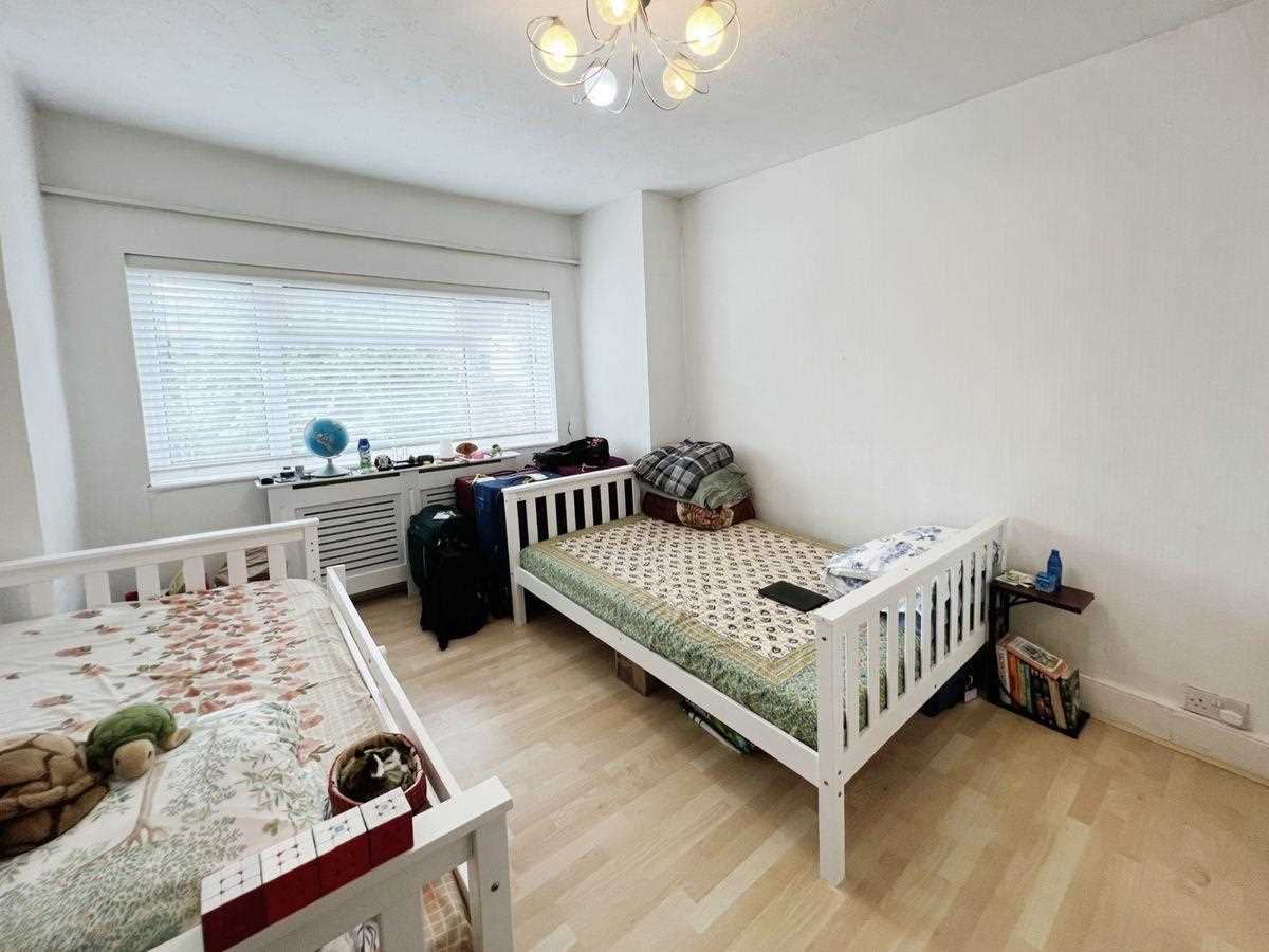 Colbeck Road - Picture 4