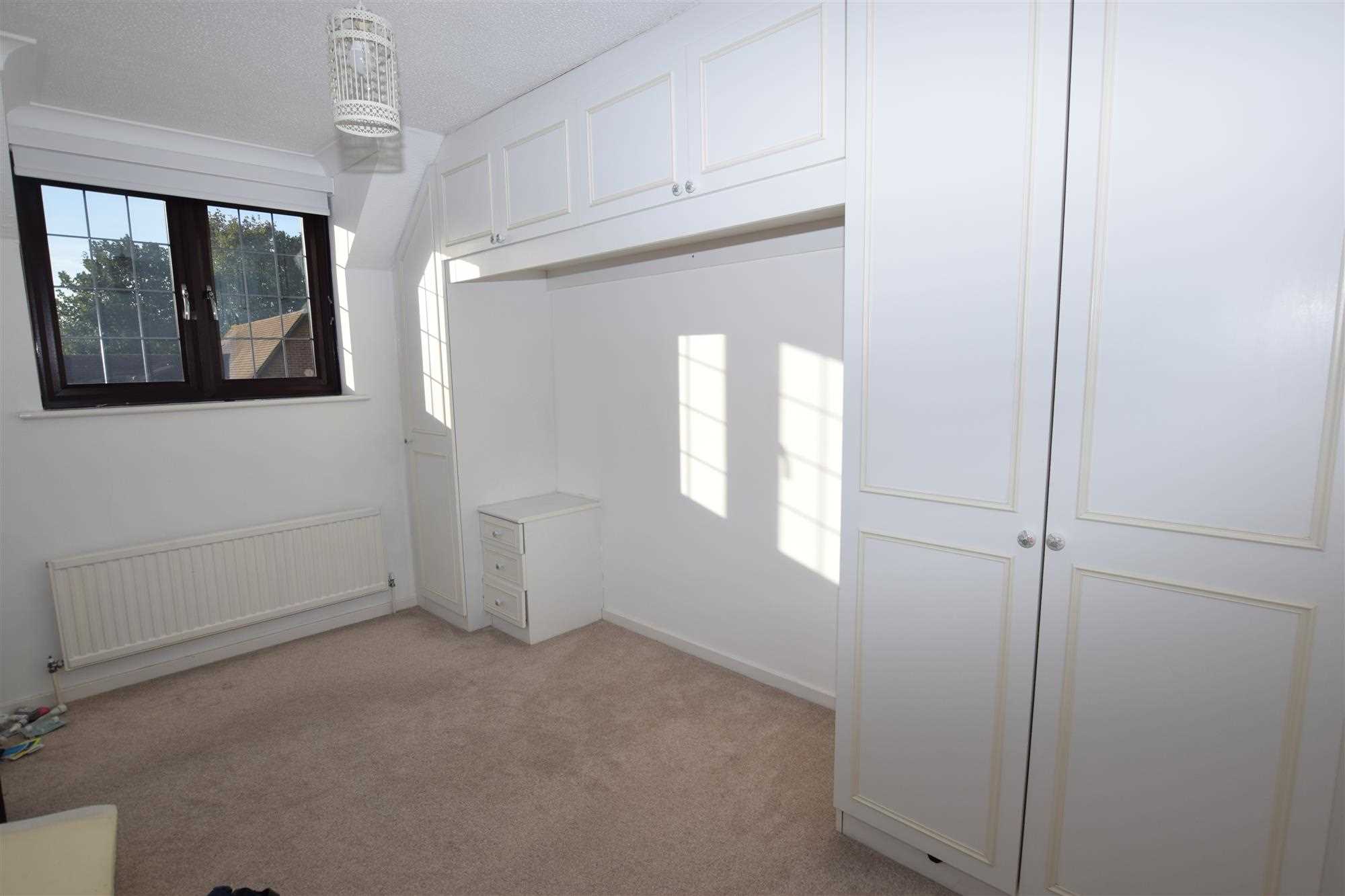 Priory Field Drive - Picture 4