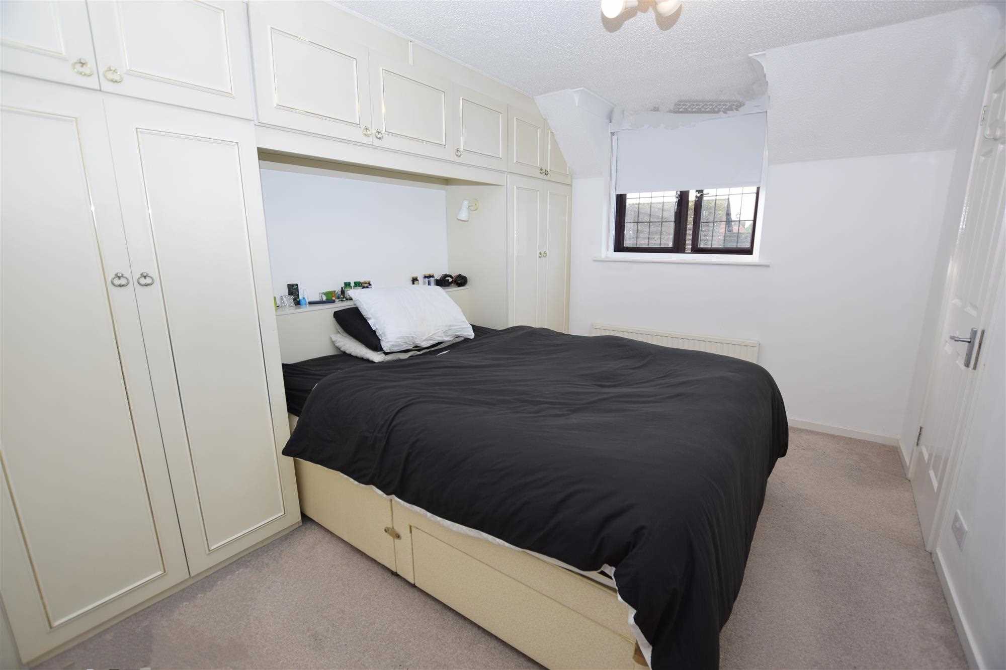 Priory Field Drive - Picture 6