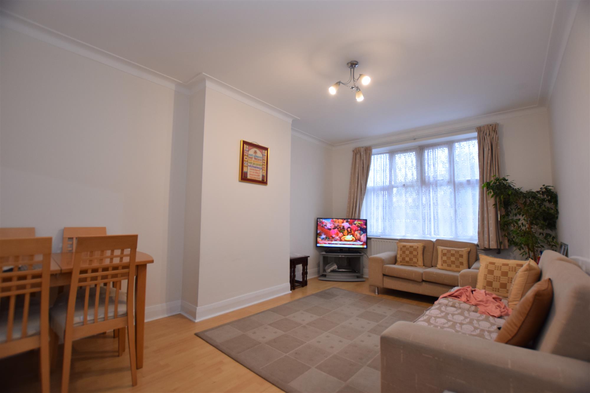 St. Margaret Road - Picture 1