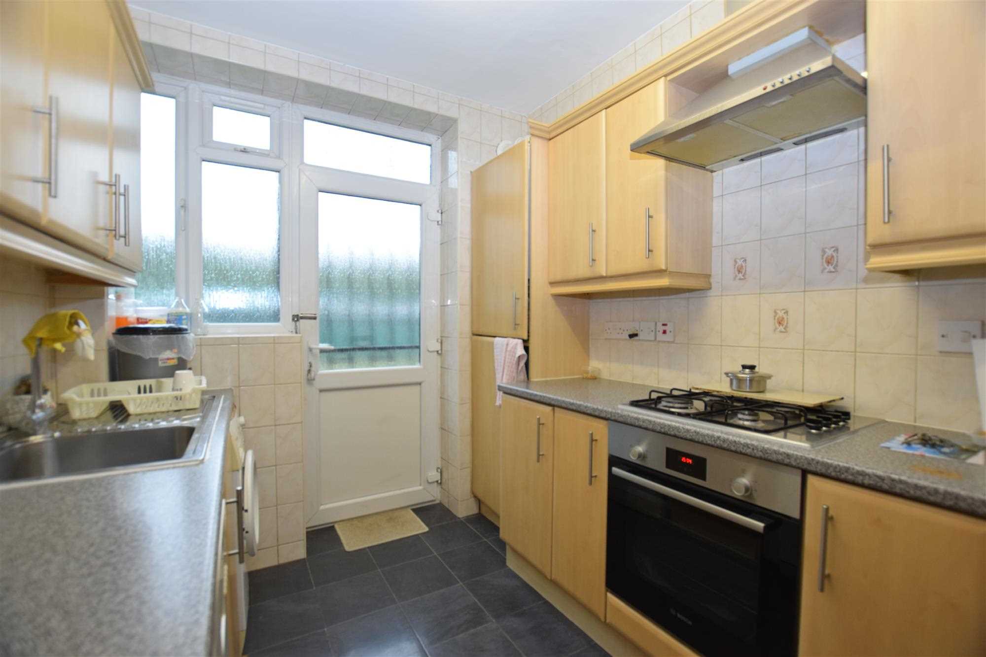 St. Margaret Road - Picture 3