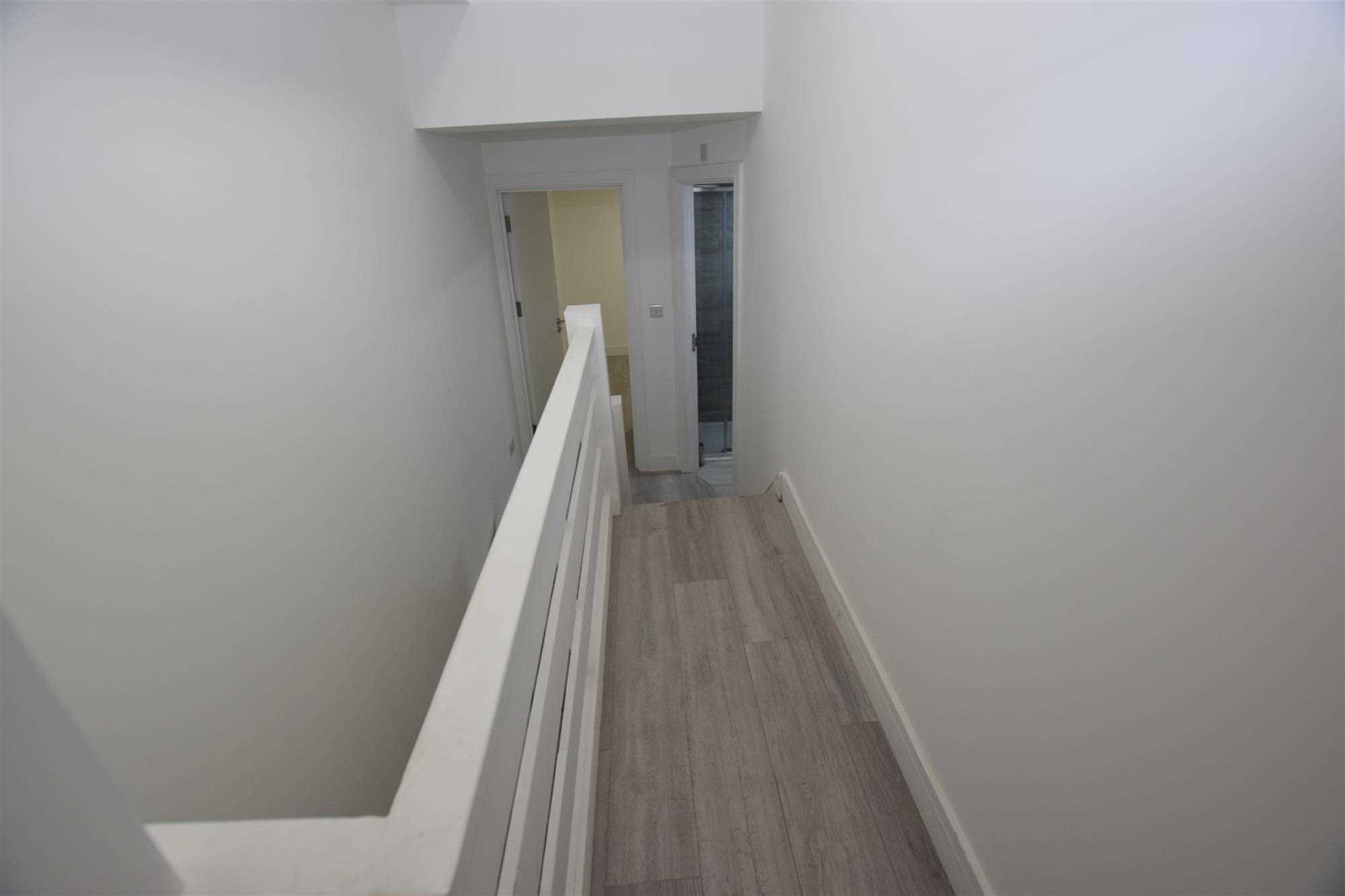 Palmerston Road - Picture 5