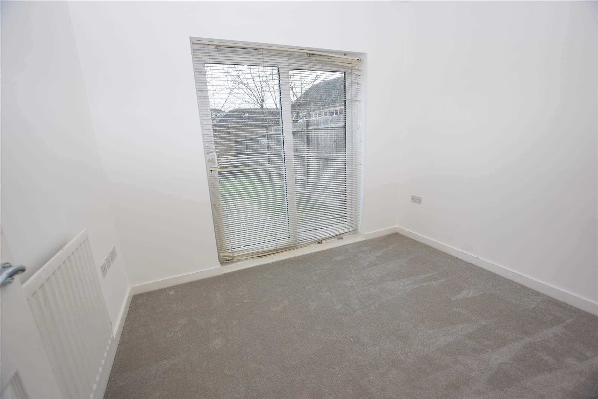 Fortune Avenue - Picture 3