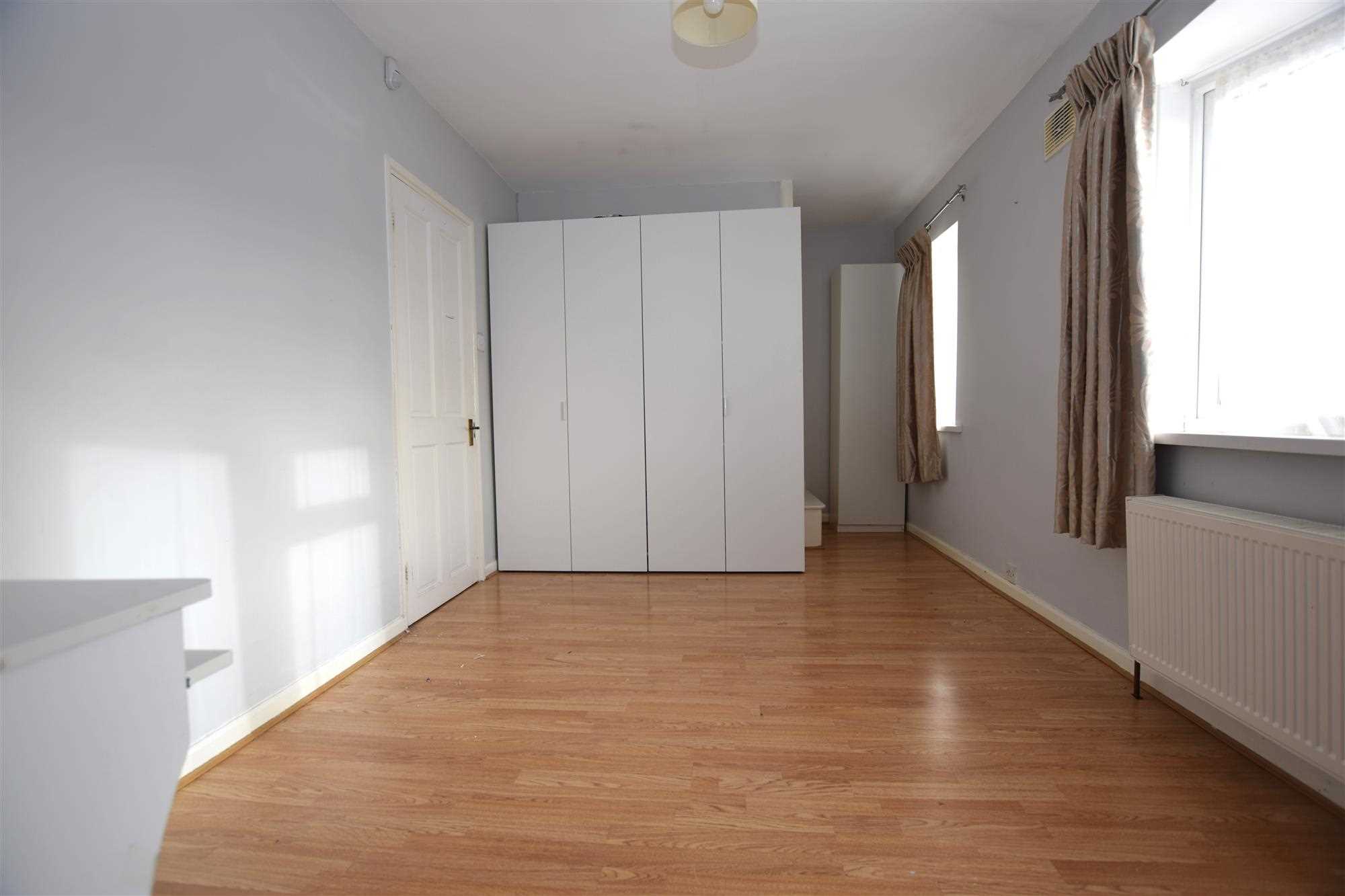 Banstock Road - Picture 5