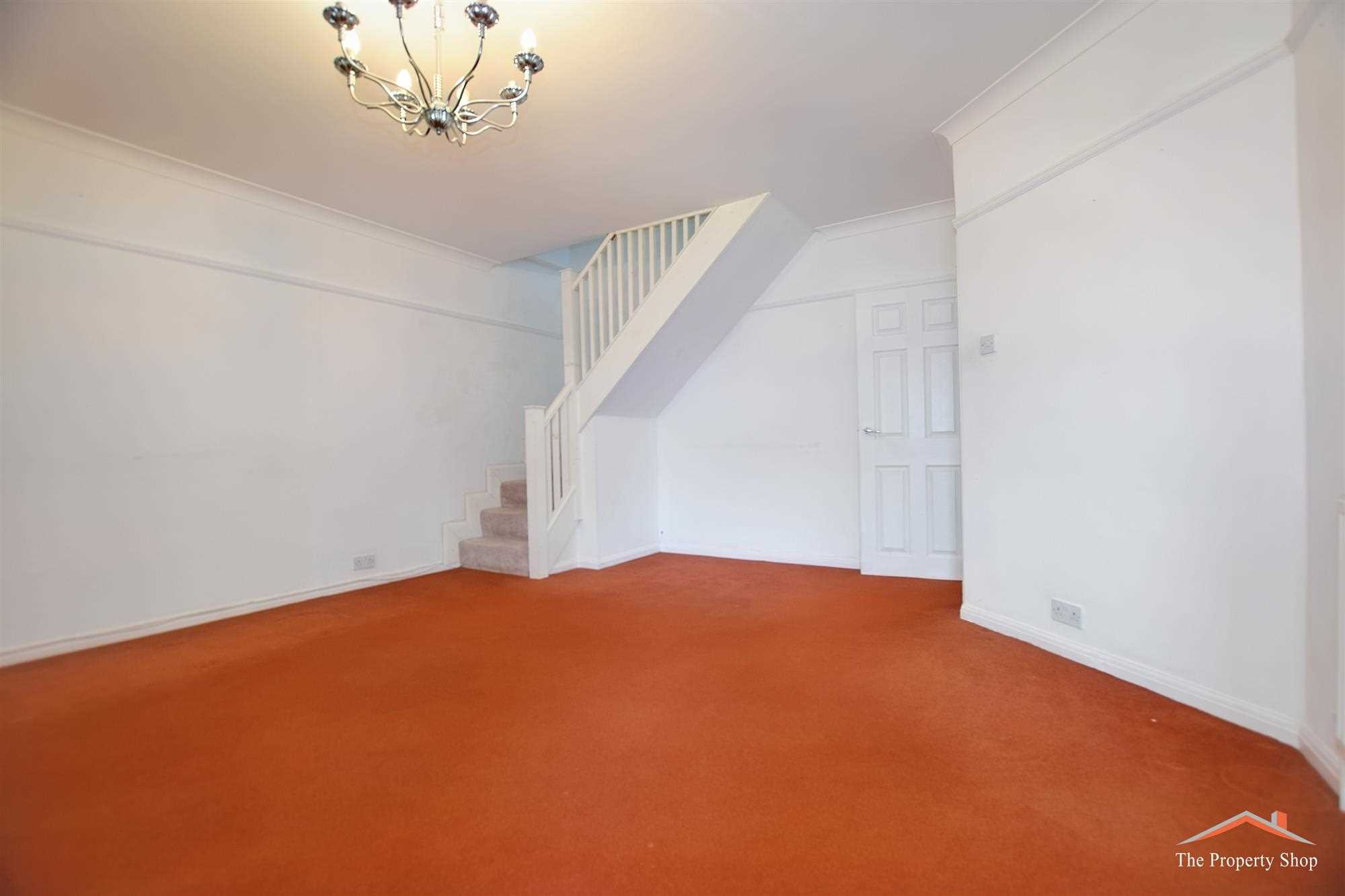 Woodhill Crescent - Picture 7