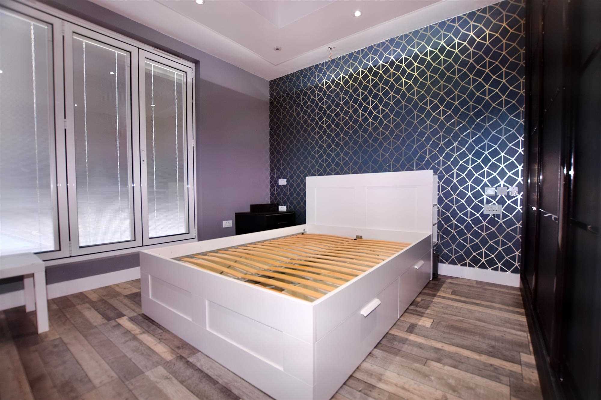 Woodhill Crescent - Picture 14