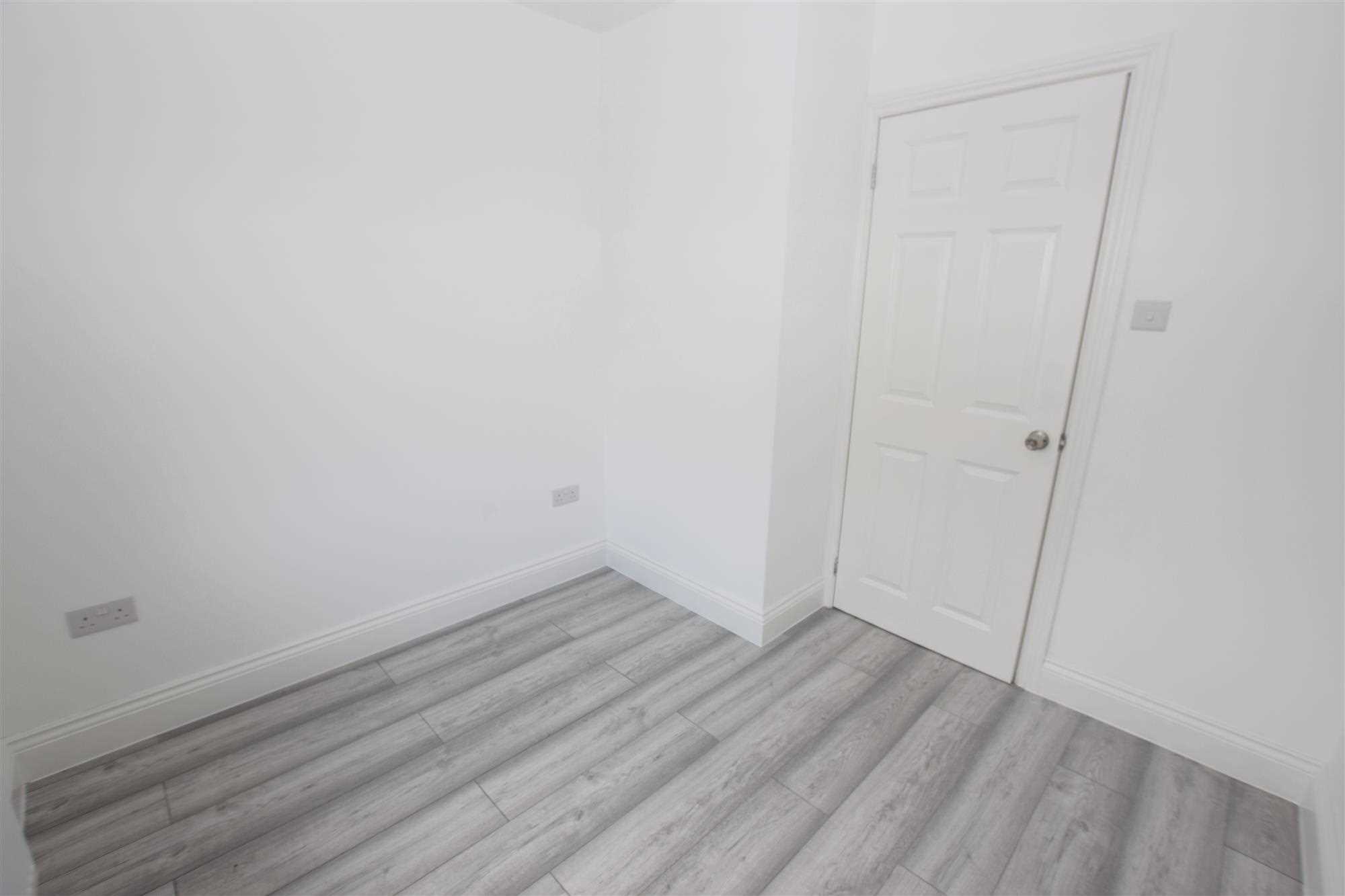Whitchurch Lane - Picture 6