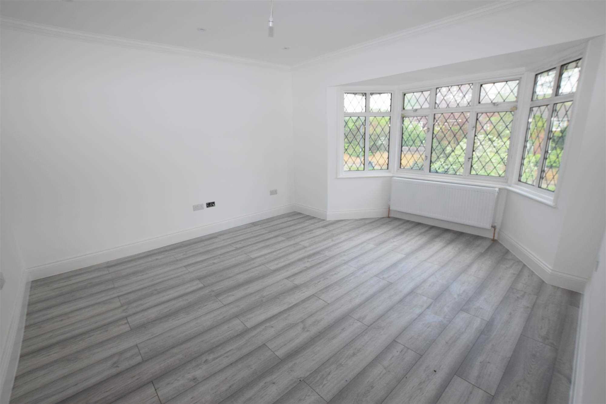 Lodge Close - Picture 10