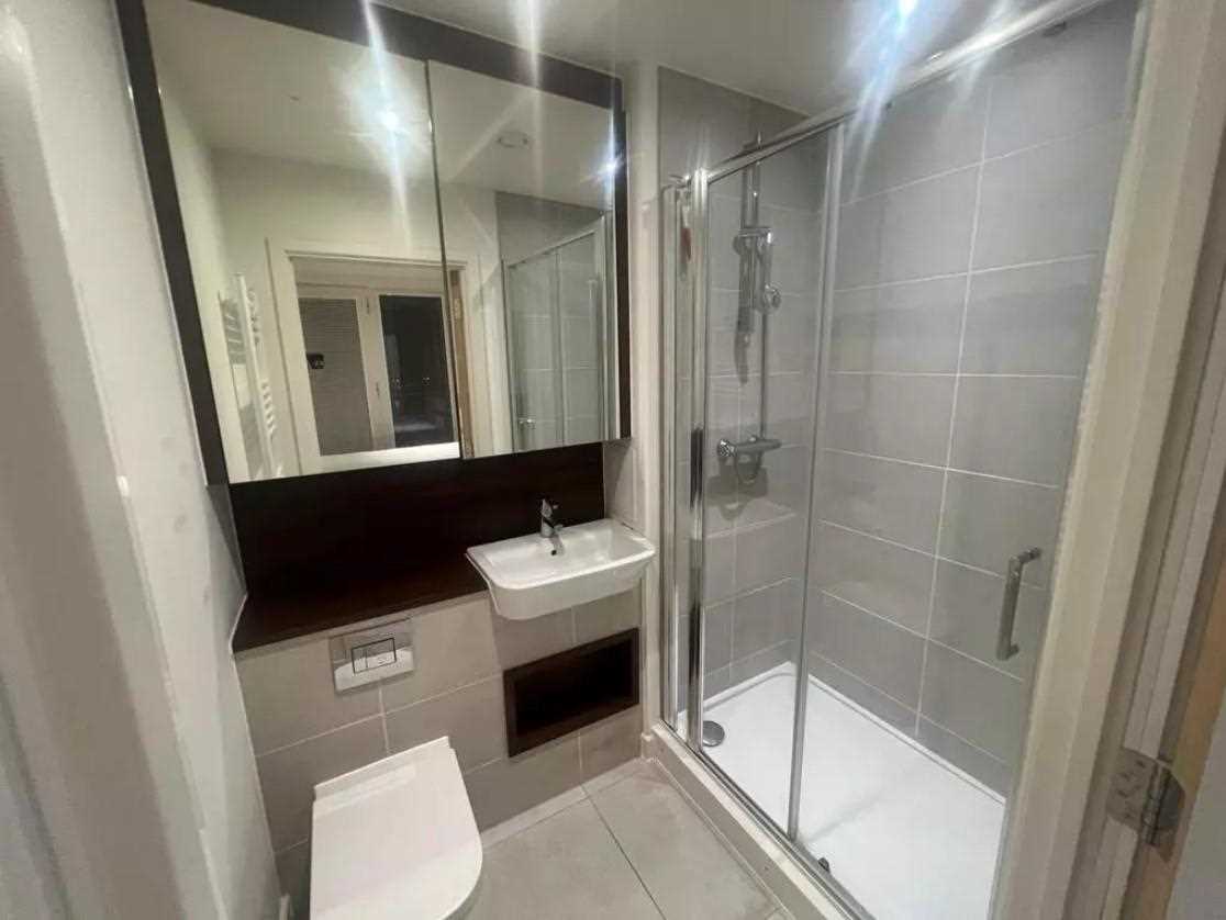 Lodge Close - Picture 6