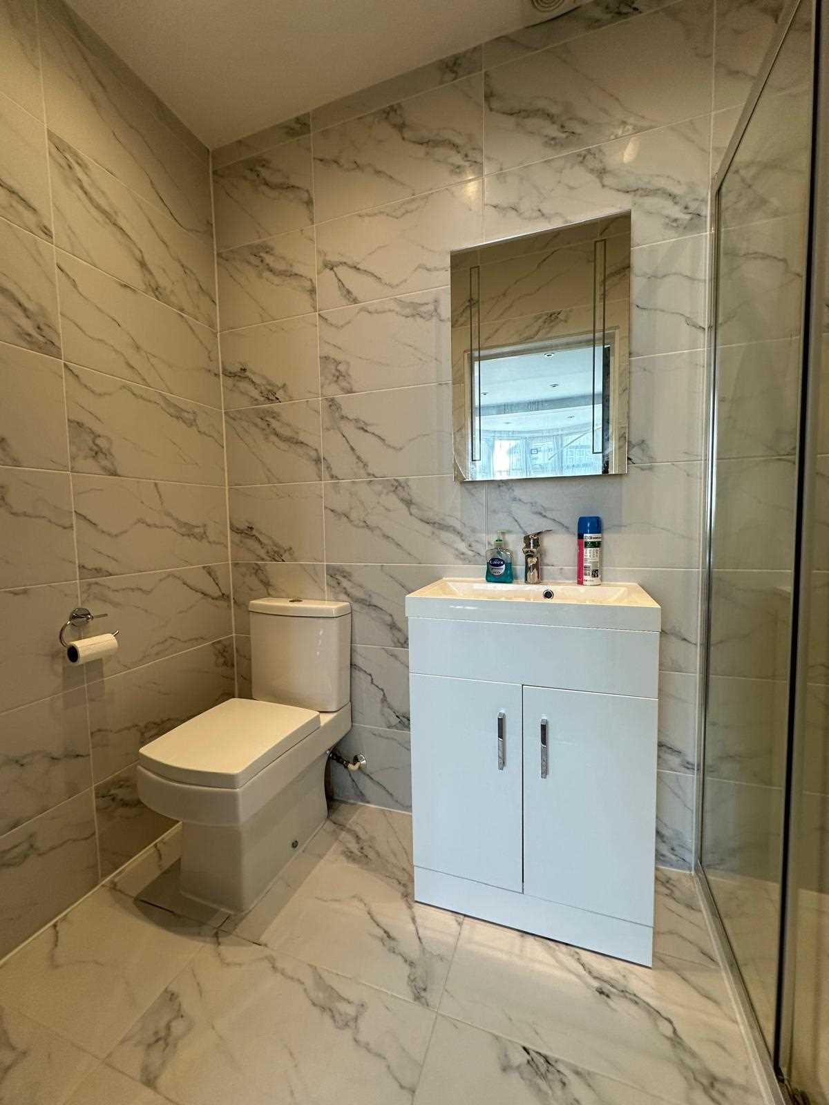Larkfield Avenue - Picture 6
