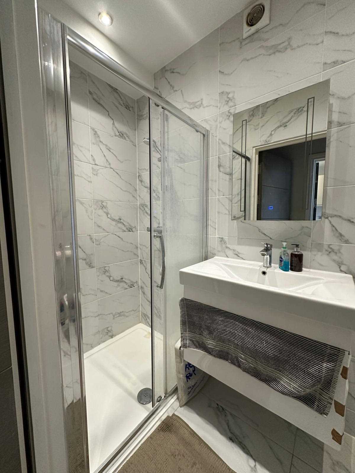 Larkfield Avenue - Picture 8